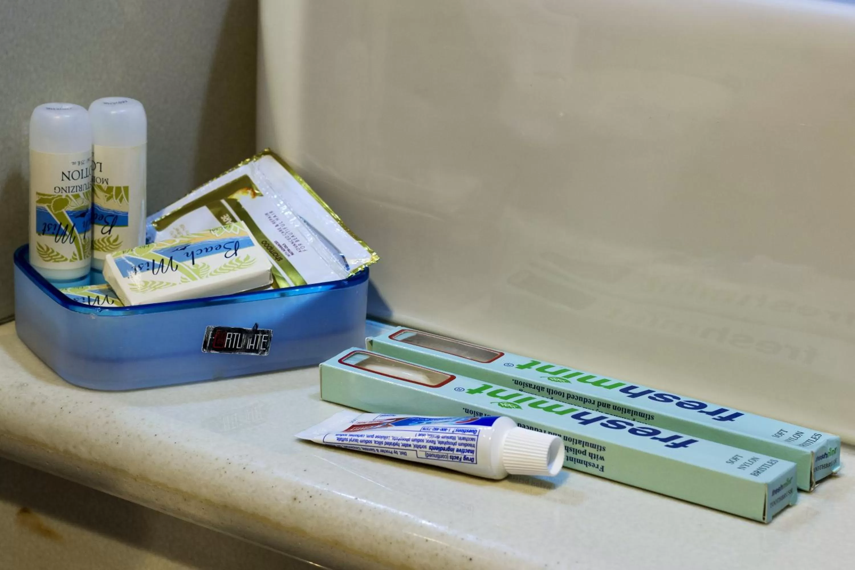 Bathroom in La Mirada Residence Condo, Large 1 bedroom ,Ocean views, Breakfast, fast WiFi , Netflix, beach resort