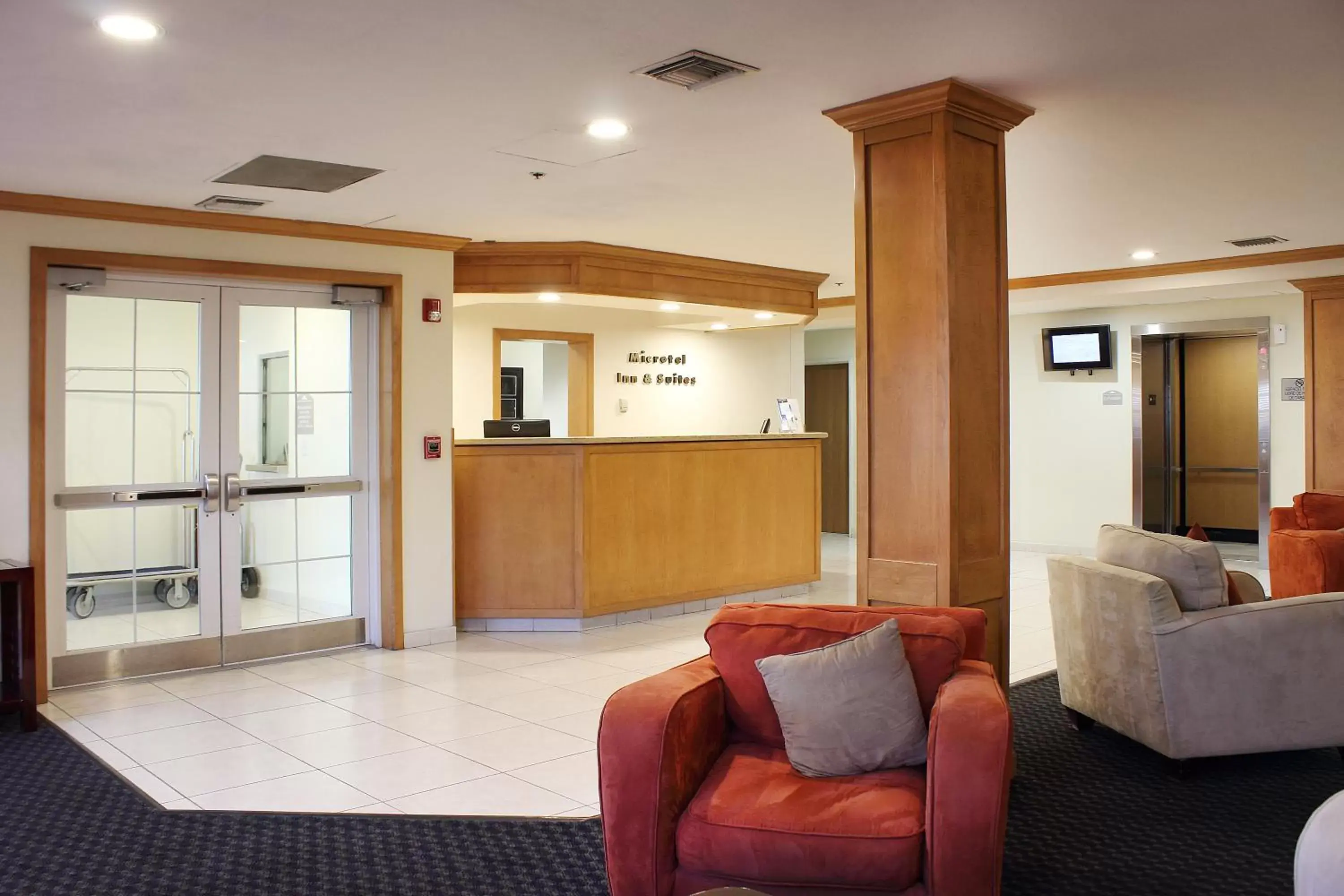 Lobby or reception, Lobby/Reception in Microtel Inn & Suites by Wyndham Culiacán