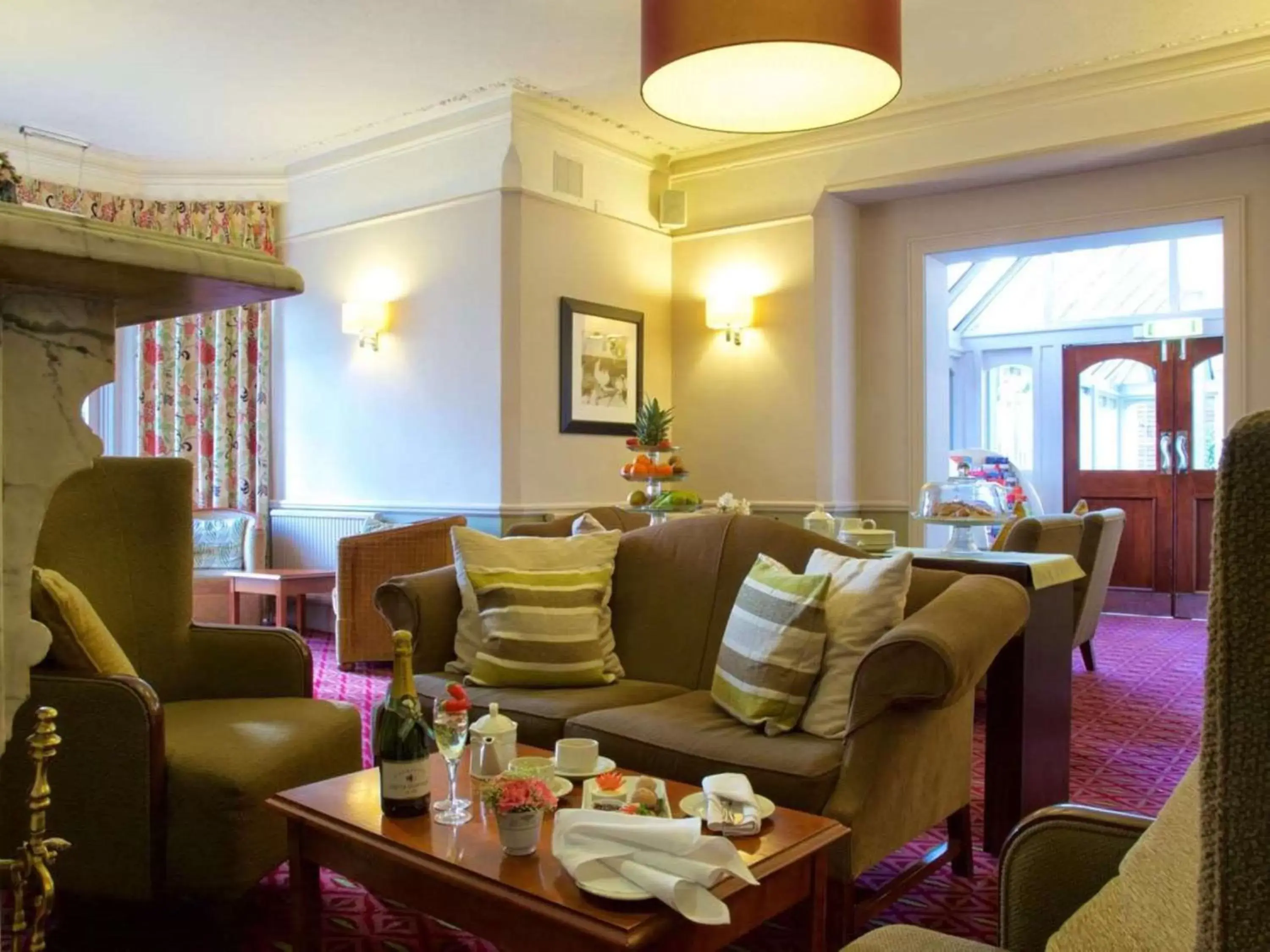 Lobby or reception, Restaurant/Places to Eat in Stourport Manor Hotel