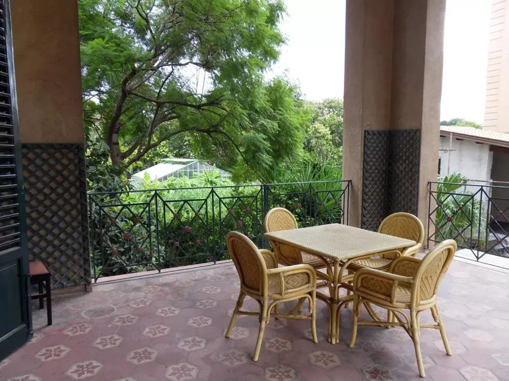 Balcony/Terrace in Hotel Villa Archirafi