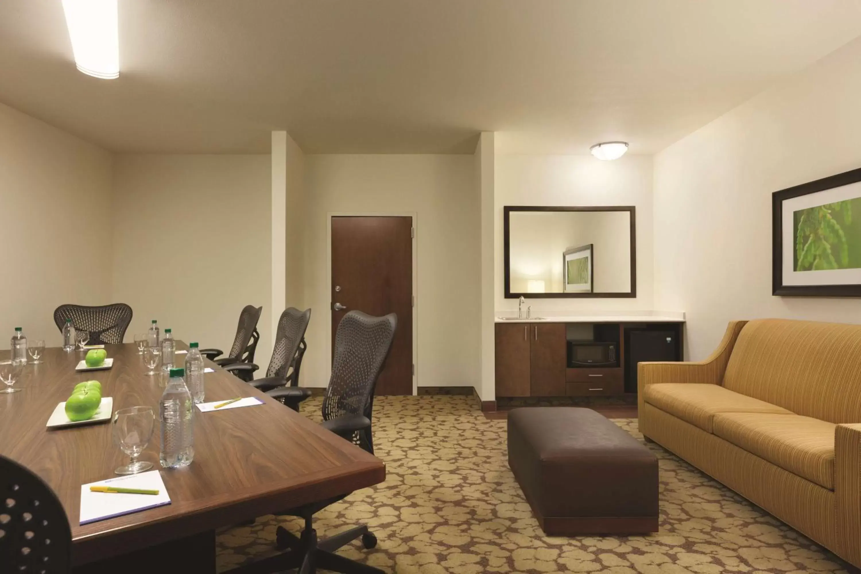 Meeting/conference room in Hilton Garden Inn Rochester Downtown