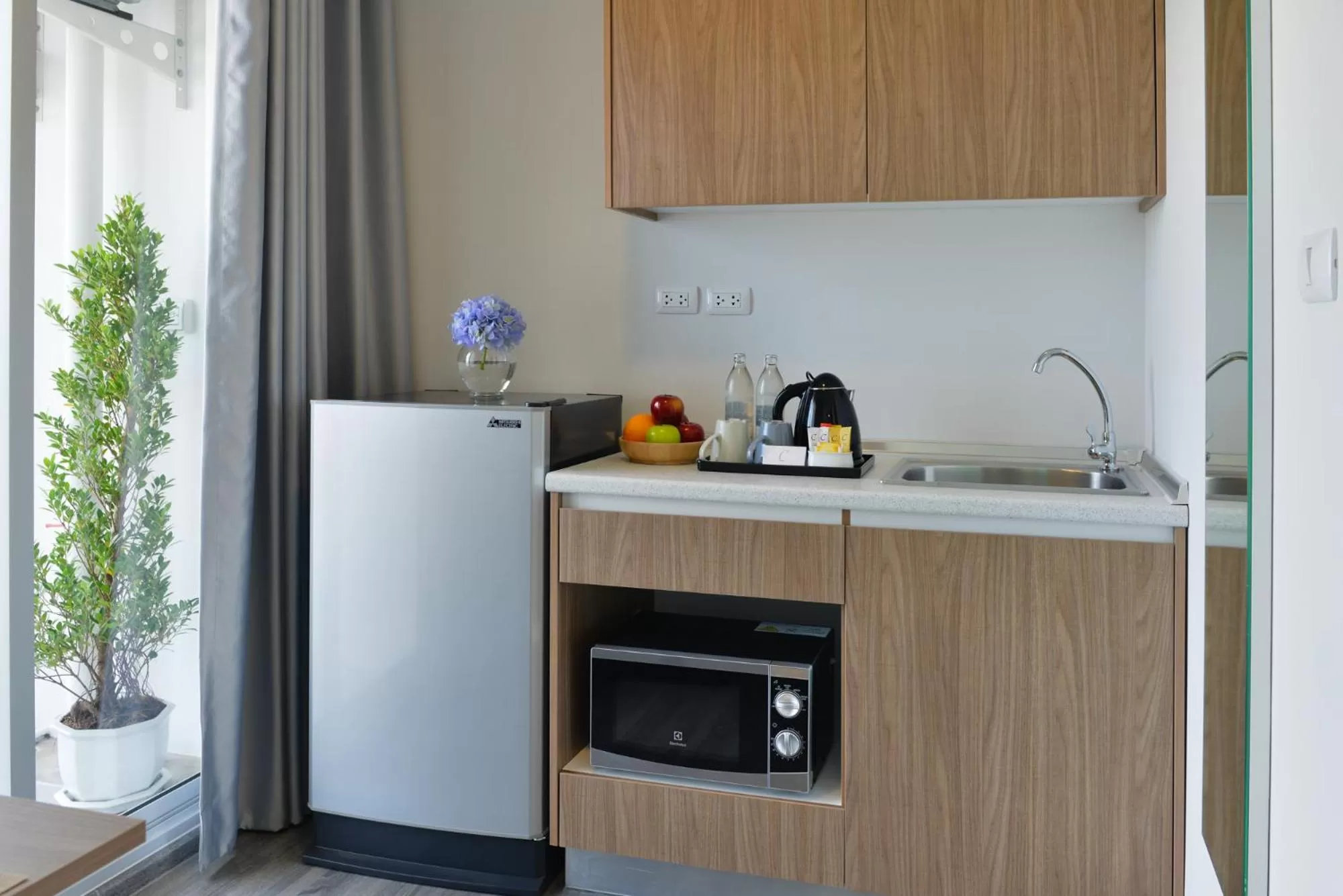Kitchen or kitchenette in Centre Point Prime Hotel Pattaya