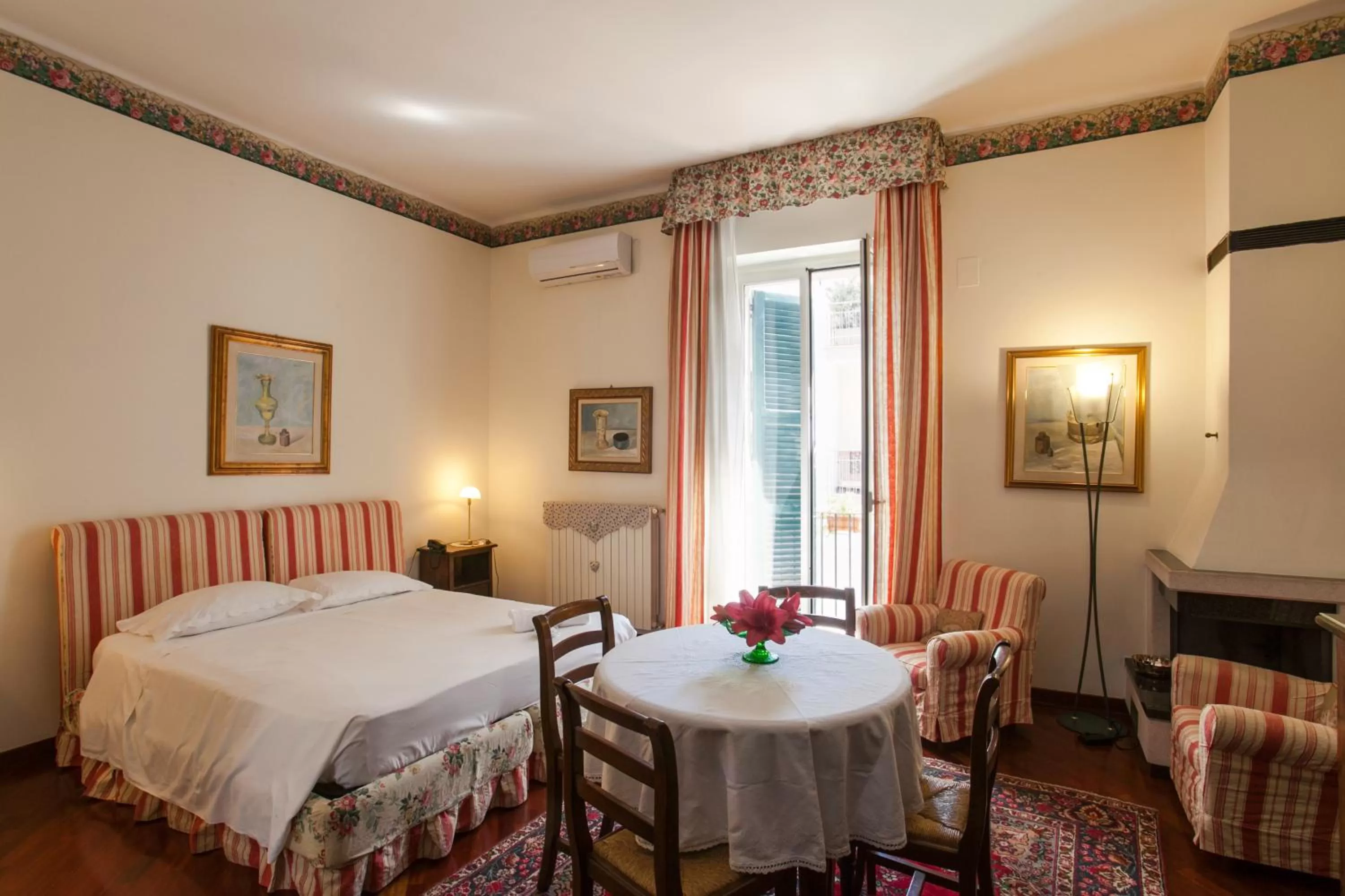 Balcony/Terrace, Bed in Zodiacus Residence