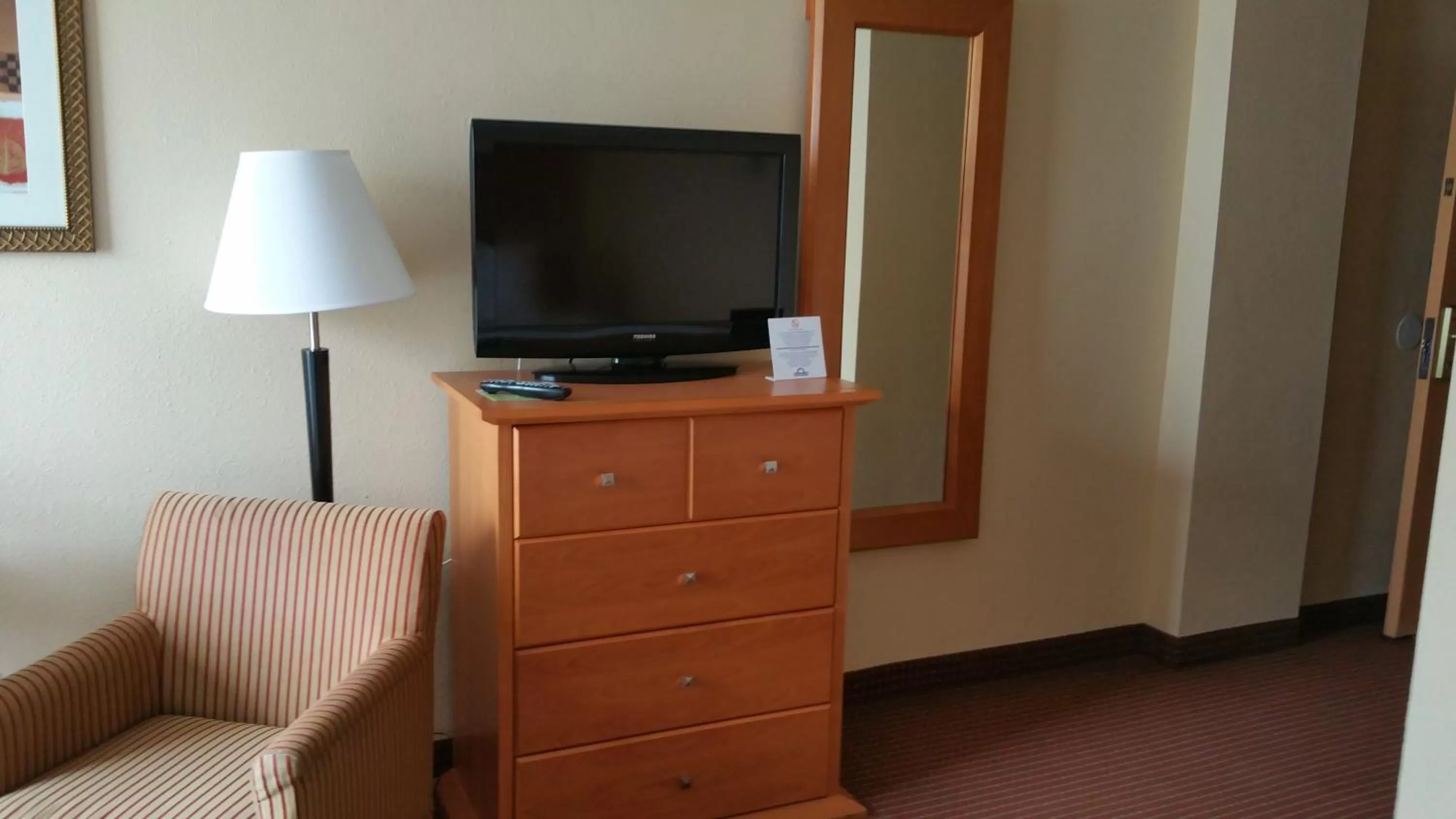 Seating area in Days Inn by Wyndham Edmonton Downtown