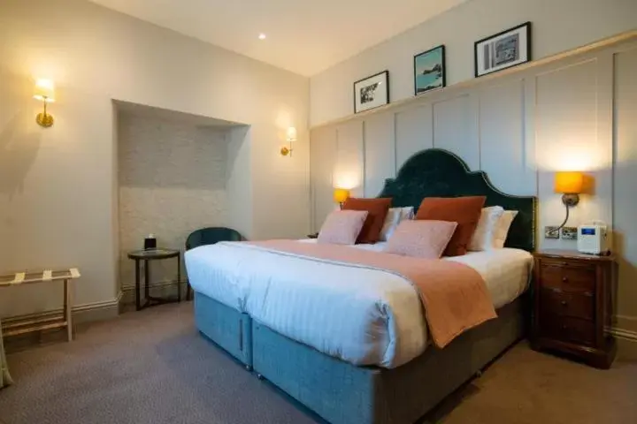 Bed in Mullion Cove Hotel & Spa