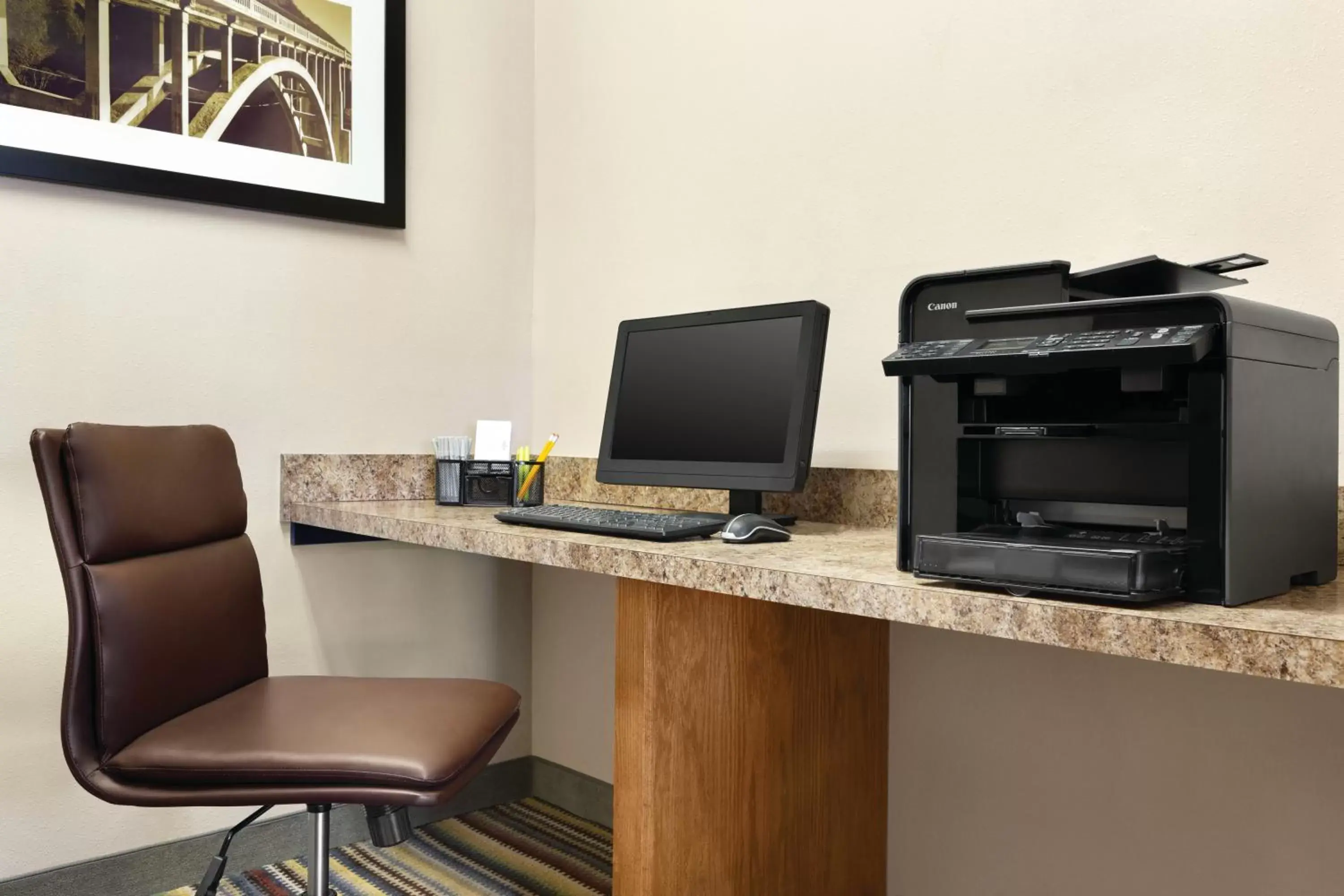 Business facilities in Country Inn & Suites by Radisson, Wytheville, VA