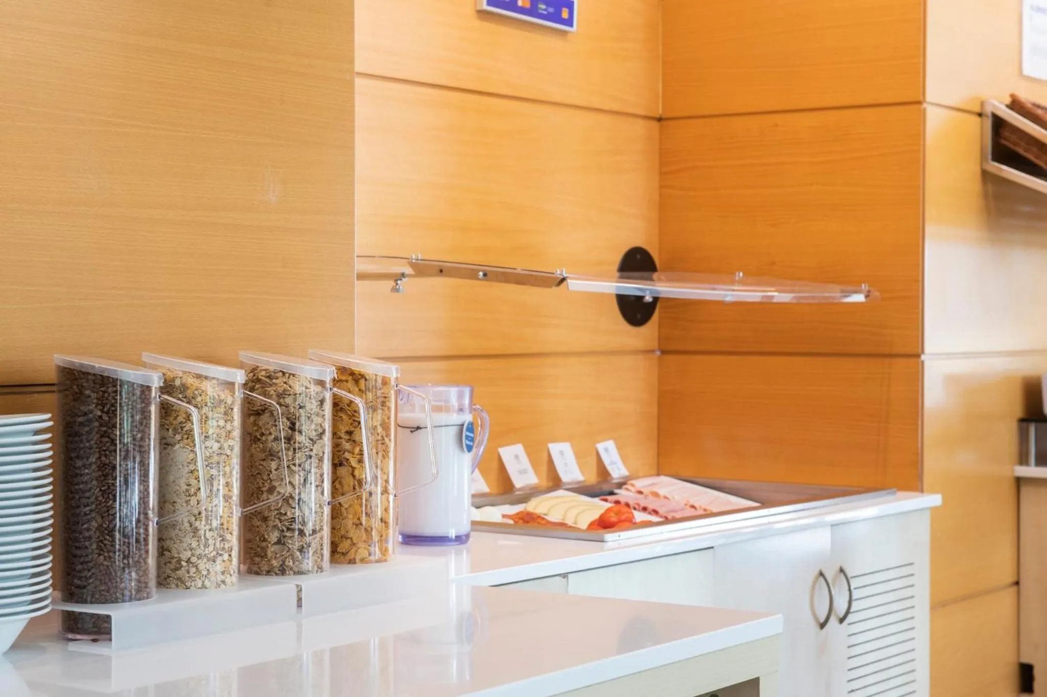 Breakfast in Holiday Inn Express Barcelona - Montmeló by IHG