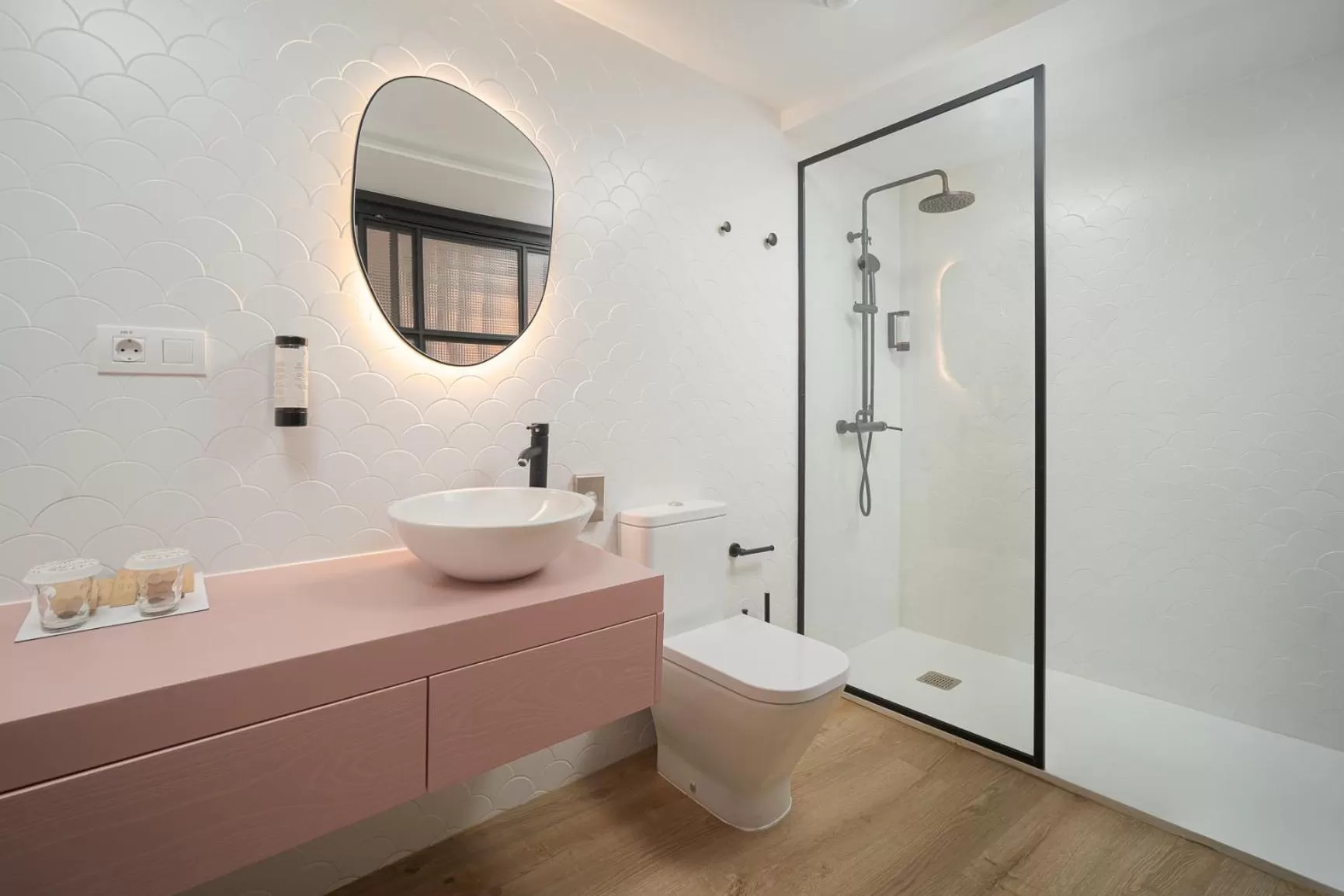 Toilet in Boutique Hotel Cordial La Niña de Vegueta