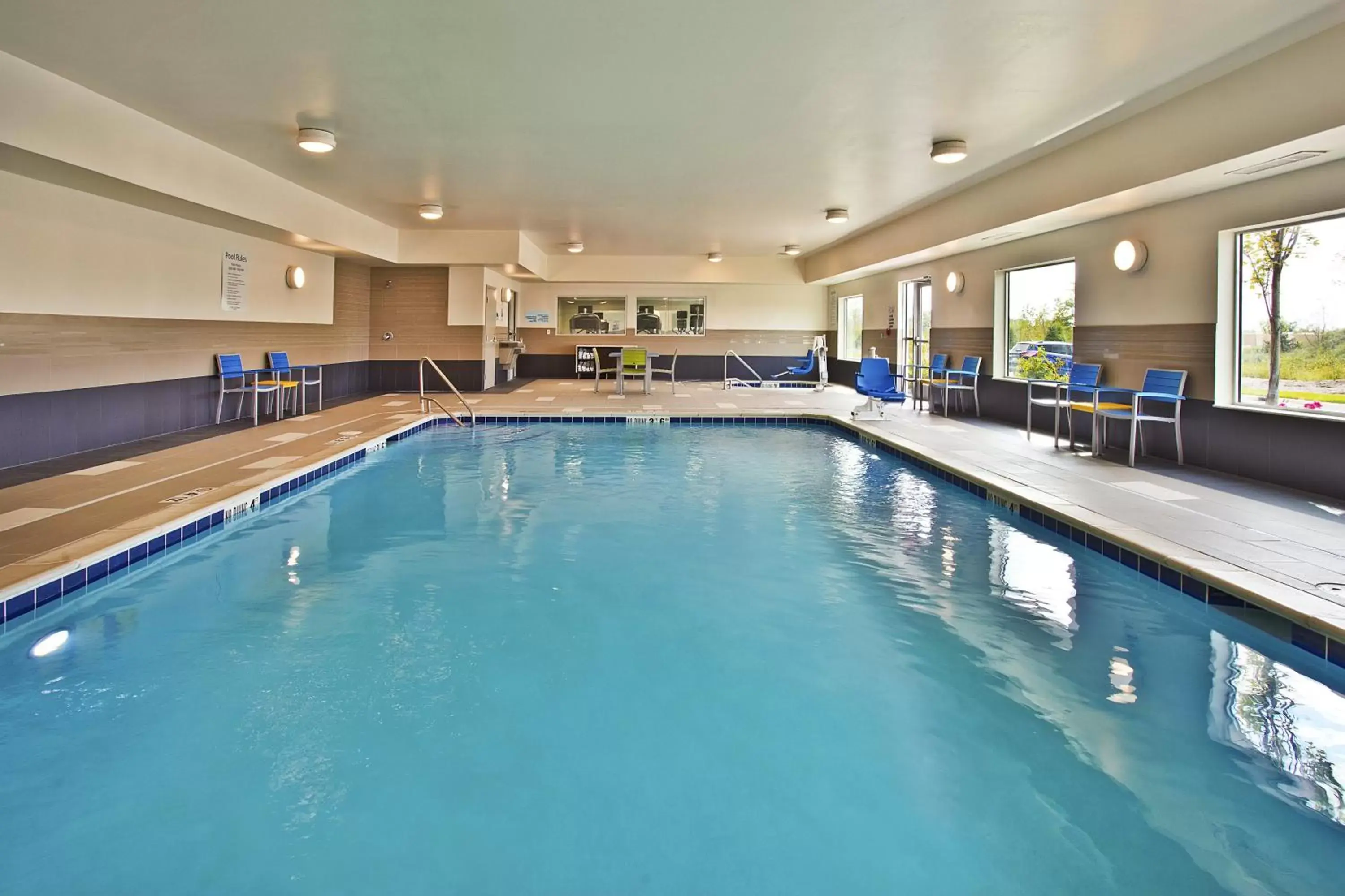 Swimming Pool in Holiday Inn Express Hotel & Suites Ann Arbor West, an IHG Hotel