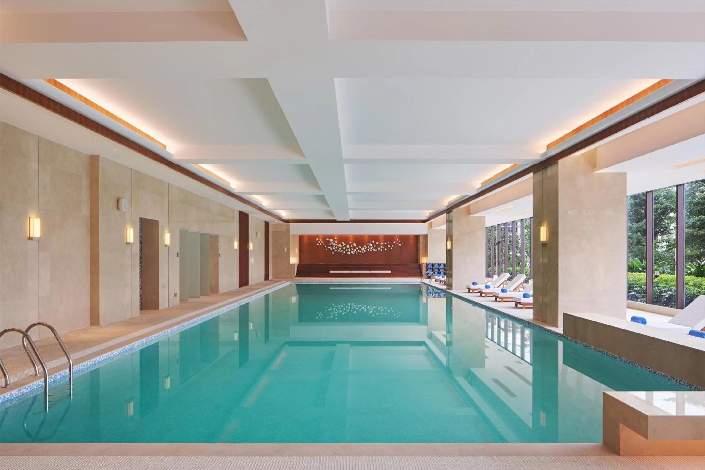 Swimming pool in Four Points by Sheraton Guangdong, Heshan