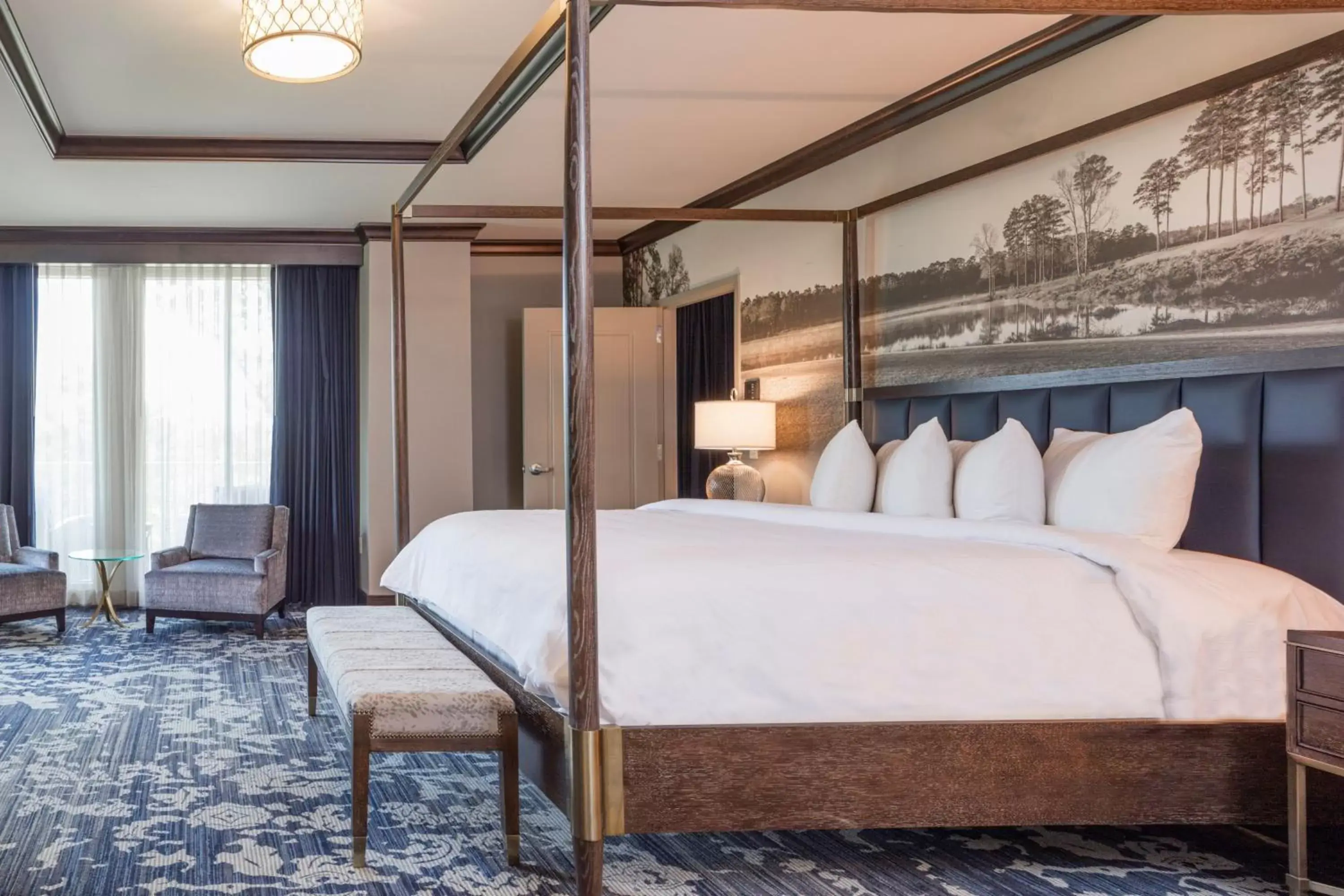 Bedroom, Bed in Auburn Marriott Opelika Resort & Spa at Grand National