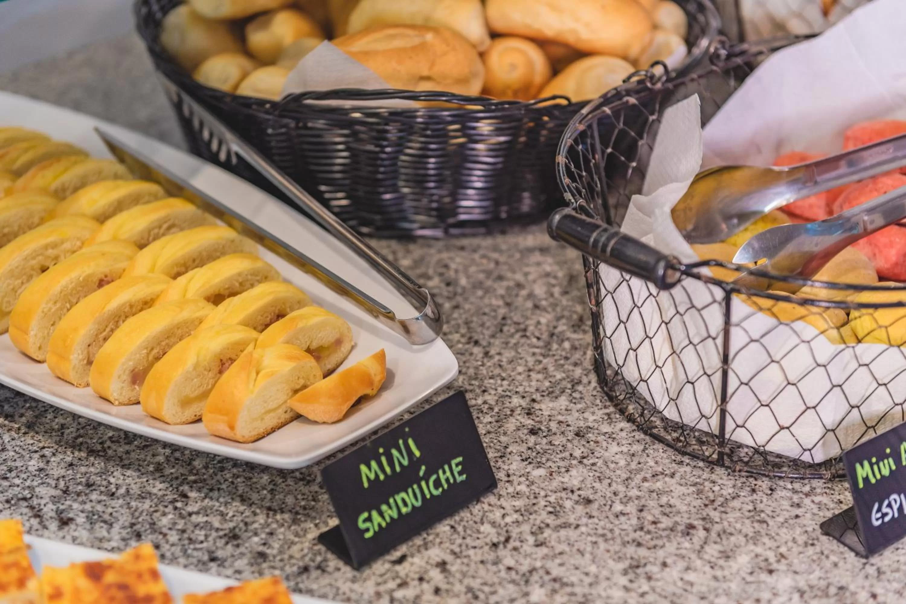 Breakfast in Mercure Fortaleza Meireles