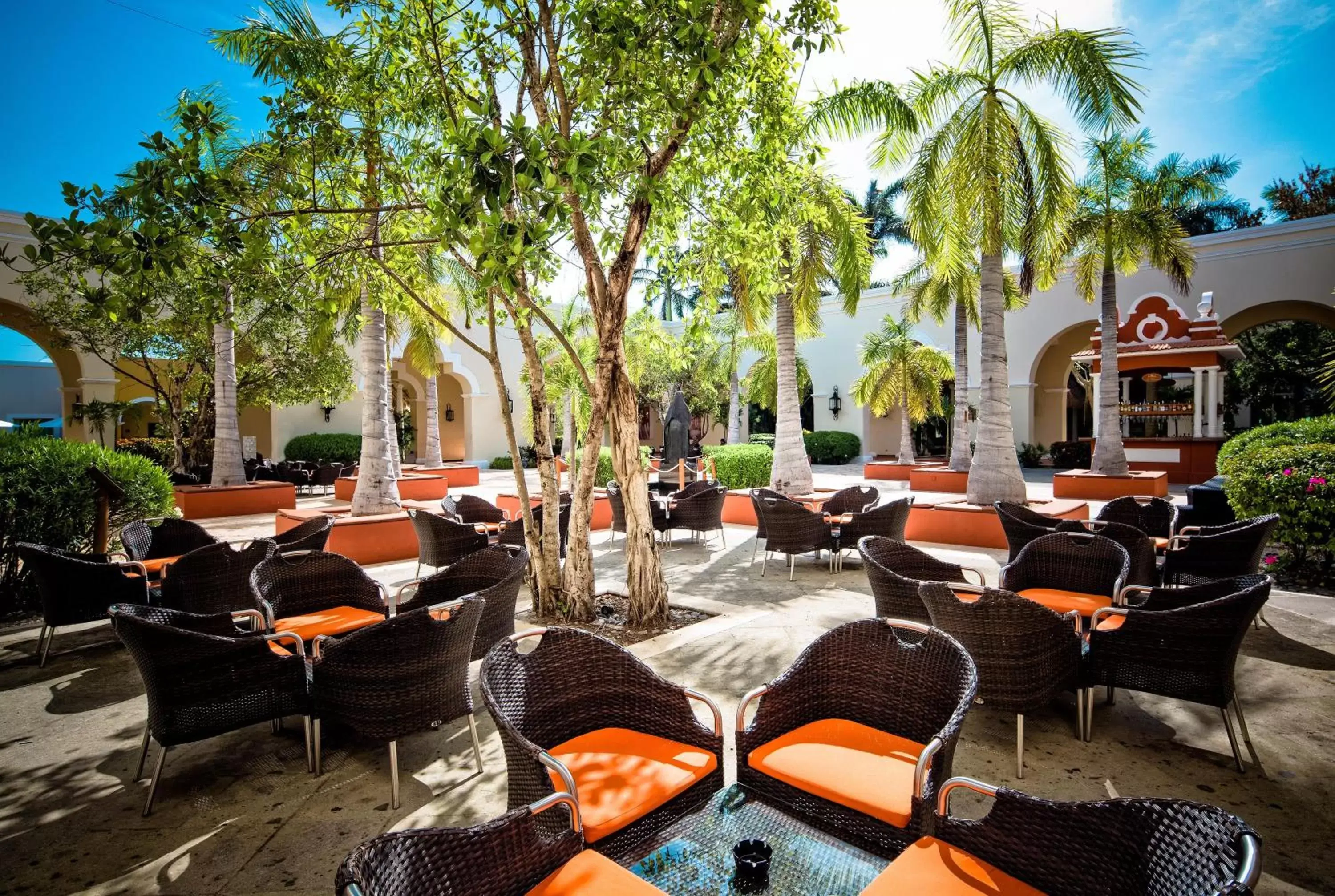 Patio, Restaurant/Places to Eat in Valentin Imperial Riviera Maya All Inclusive - Adults Only