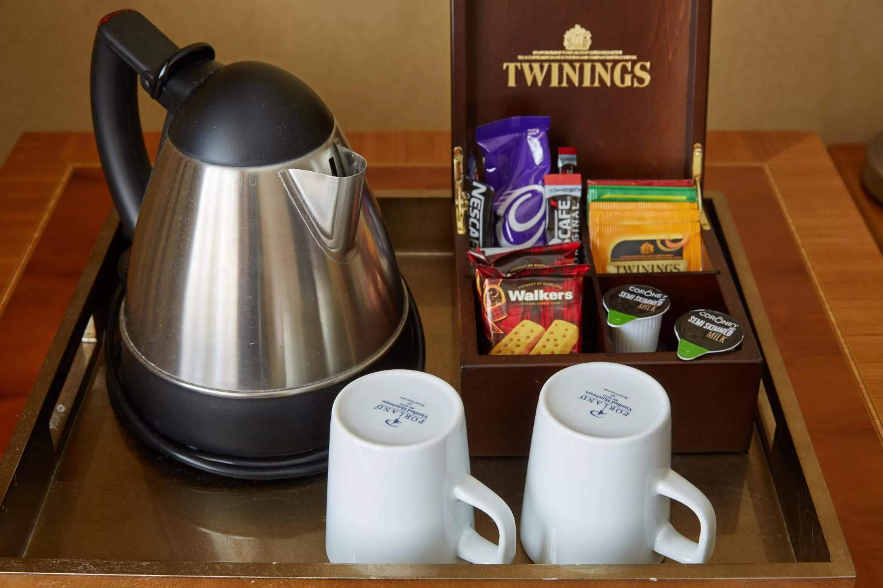 Coffee/tea facilities in Lismoyne Hotel