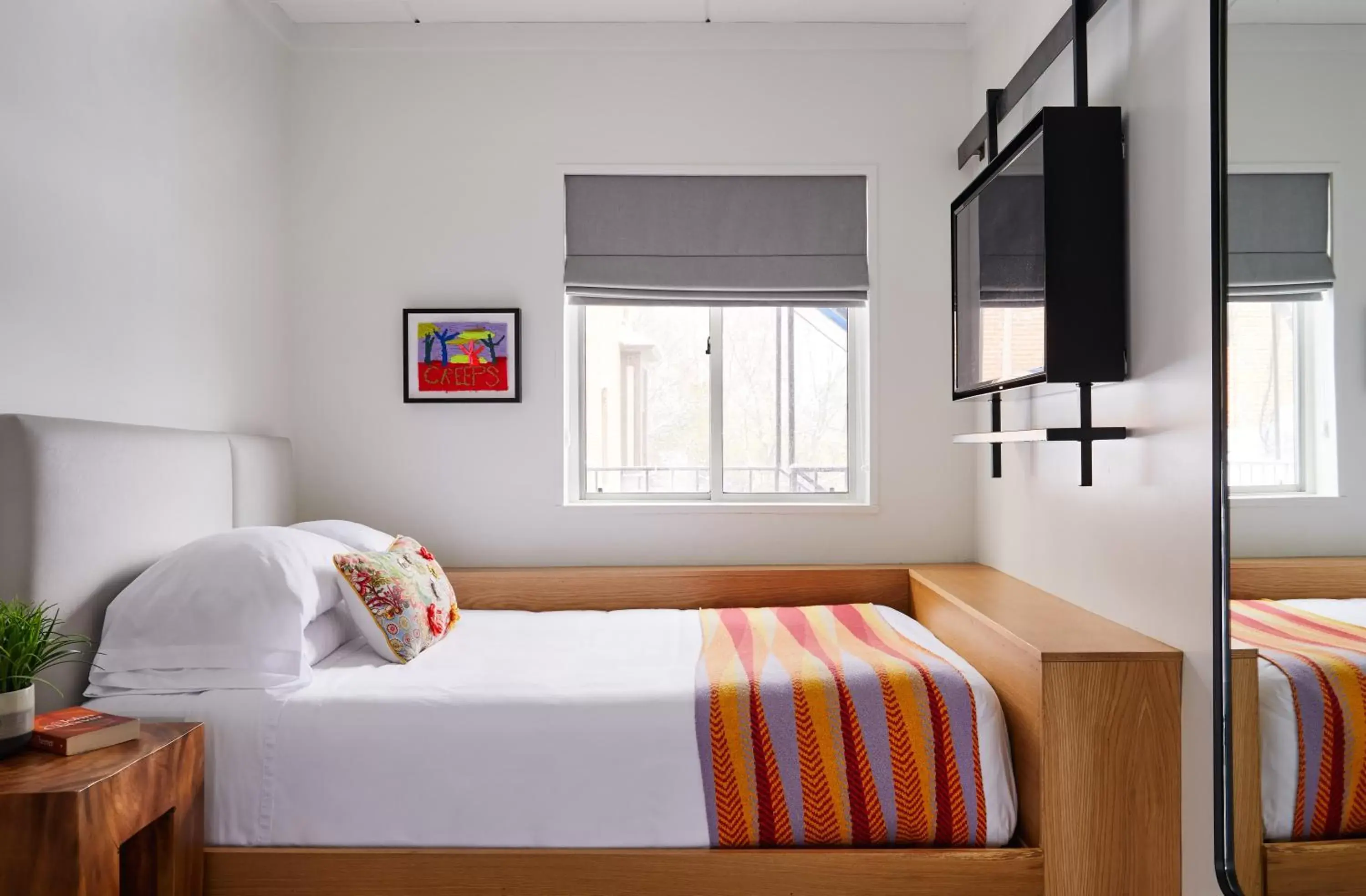 Bedroom, Bed in Bluebird Spa City Motor Lodge Bedroom, Bed in Bluebird Spa City Motor Lodge