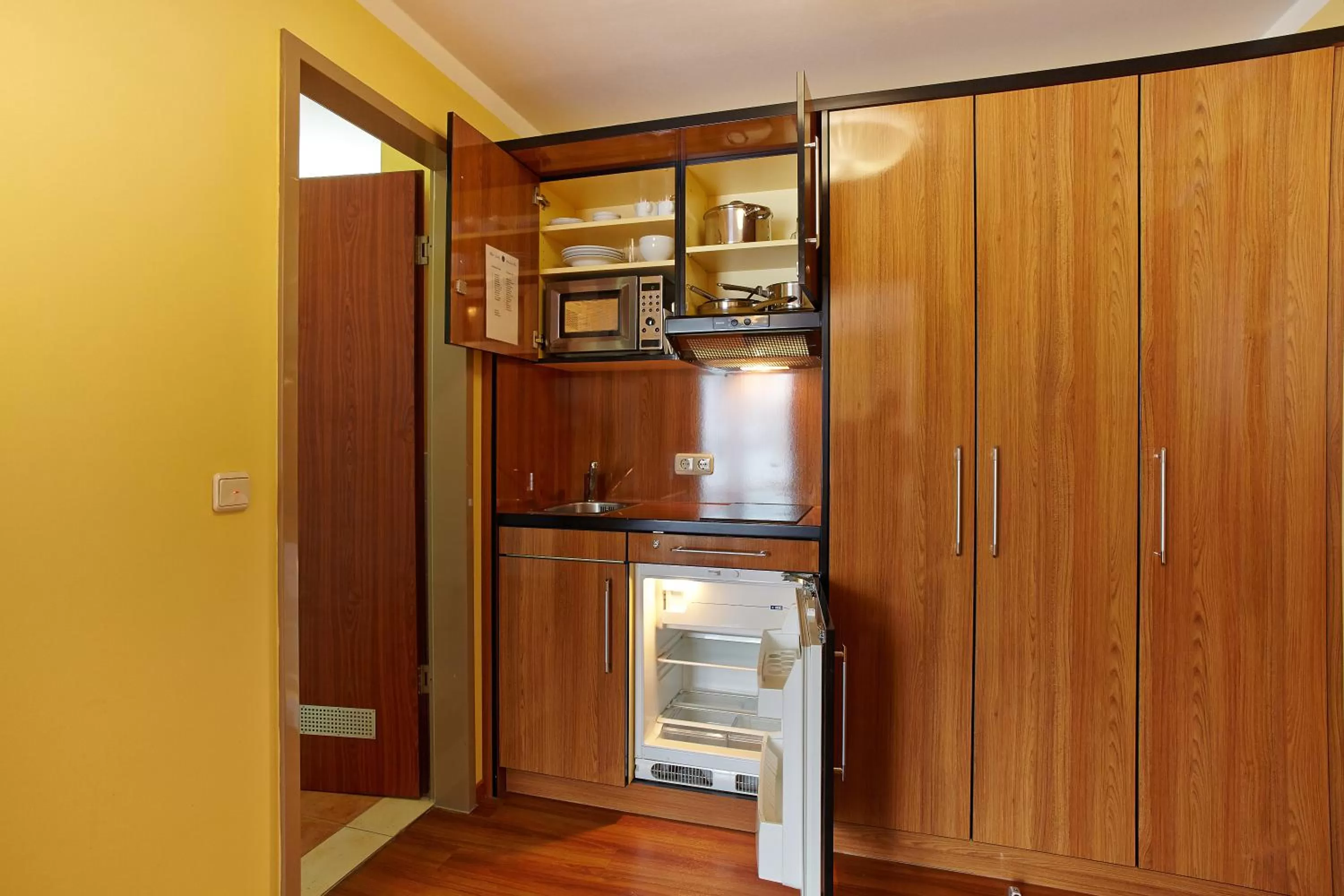Kitchen or kitchenette in Hotel Sauerlacher Post