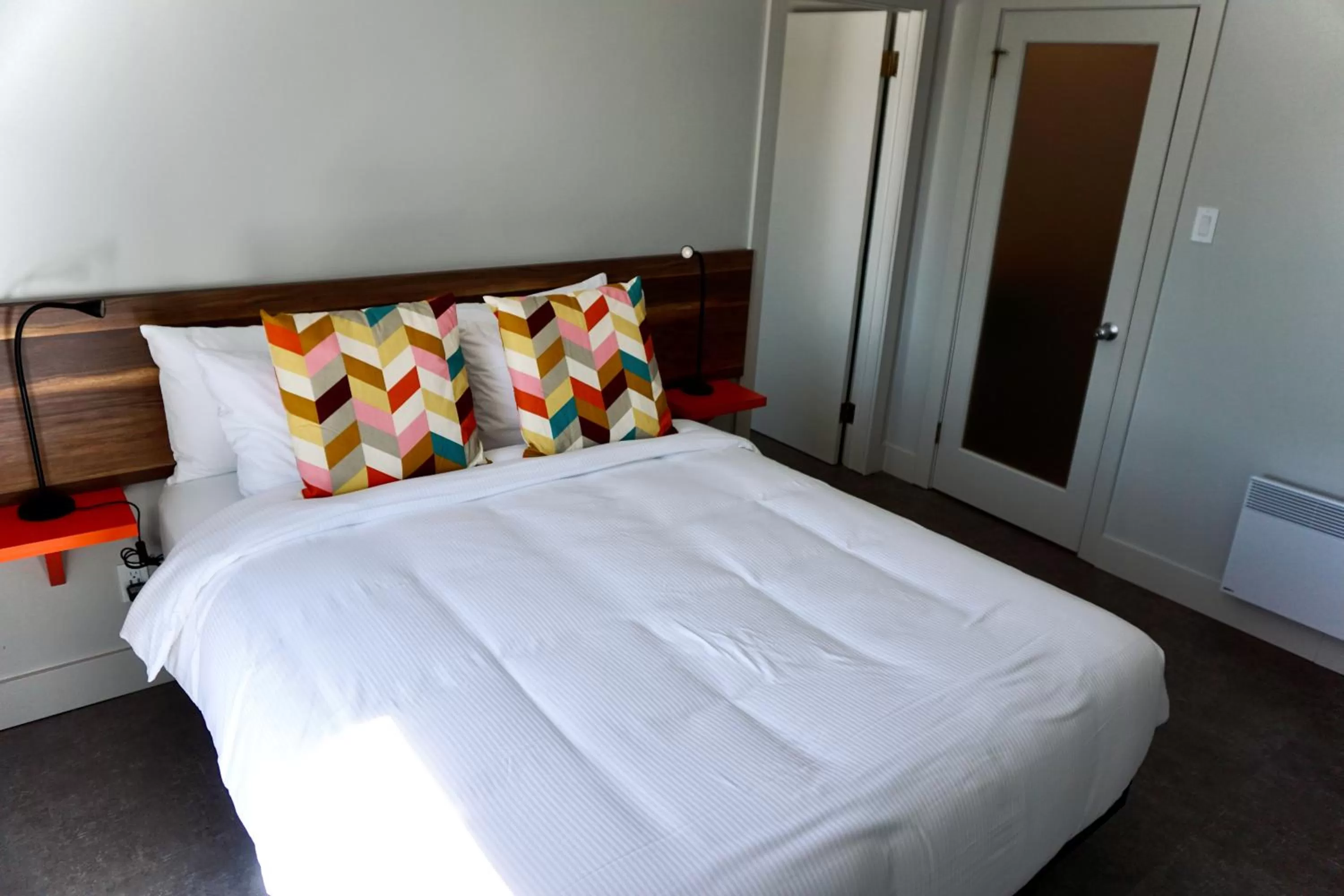 Bed in Morel Executive Suites