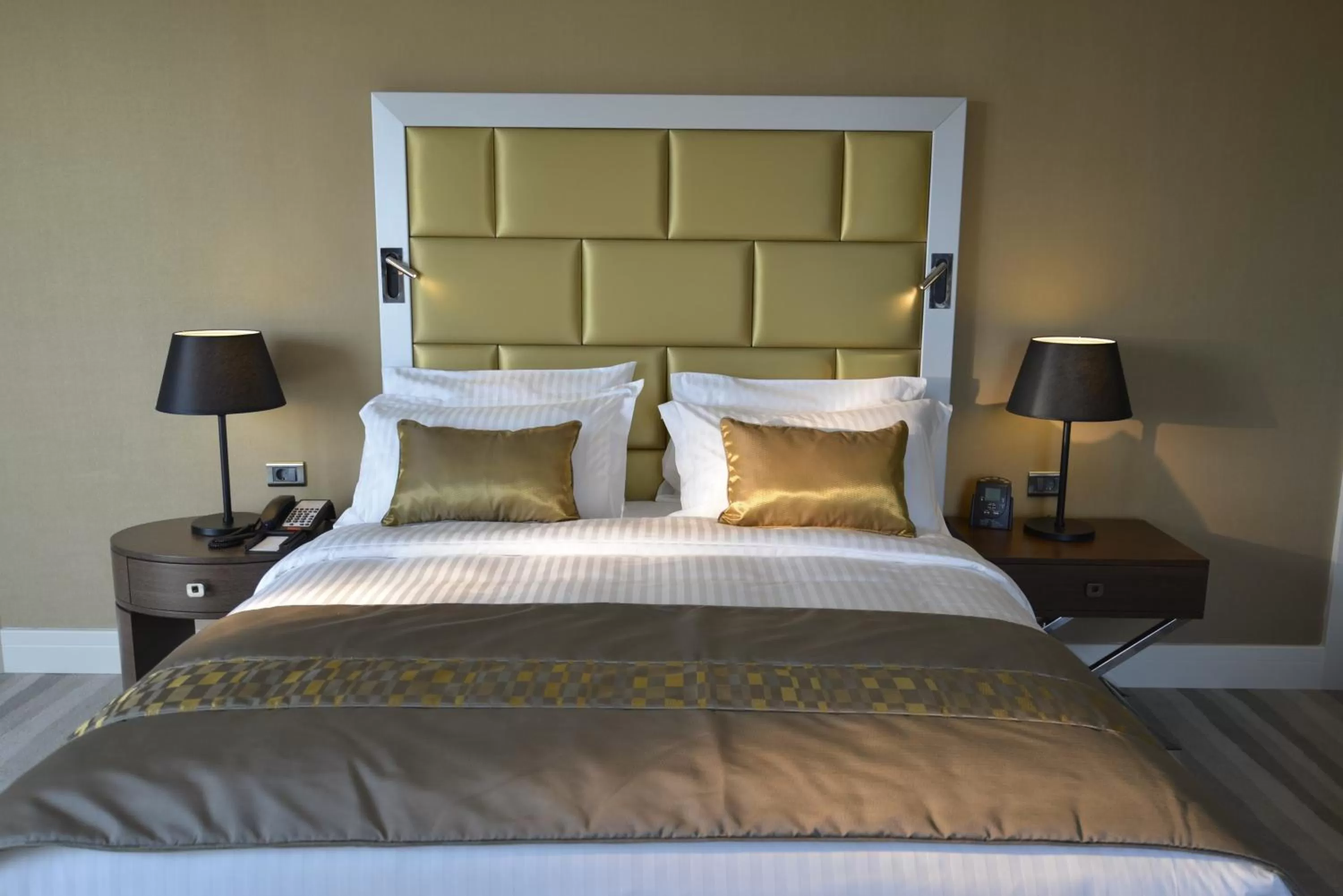 Photo of the whole room, Bed in Wyndham Grand Istanbul Europe