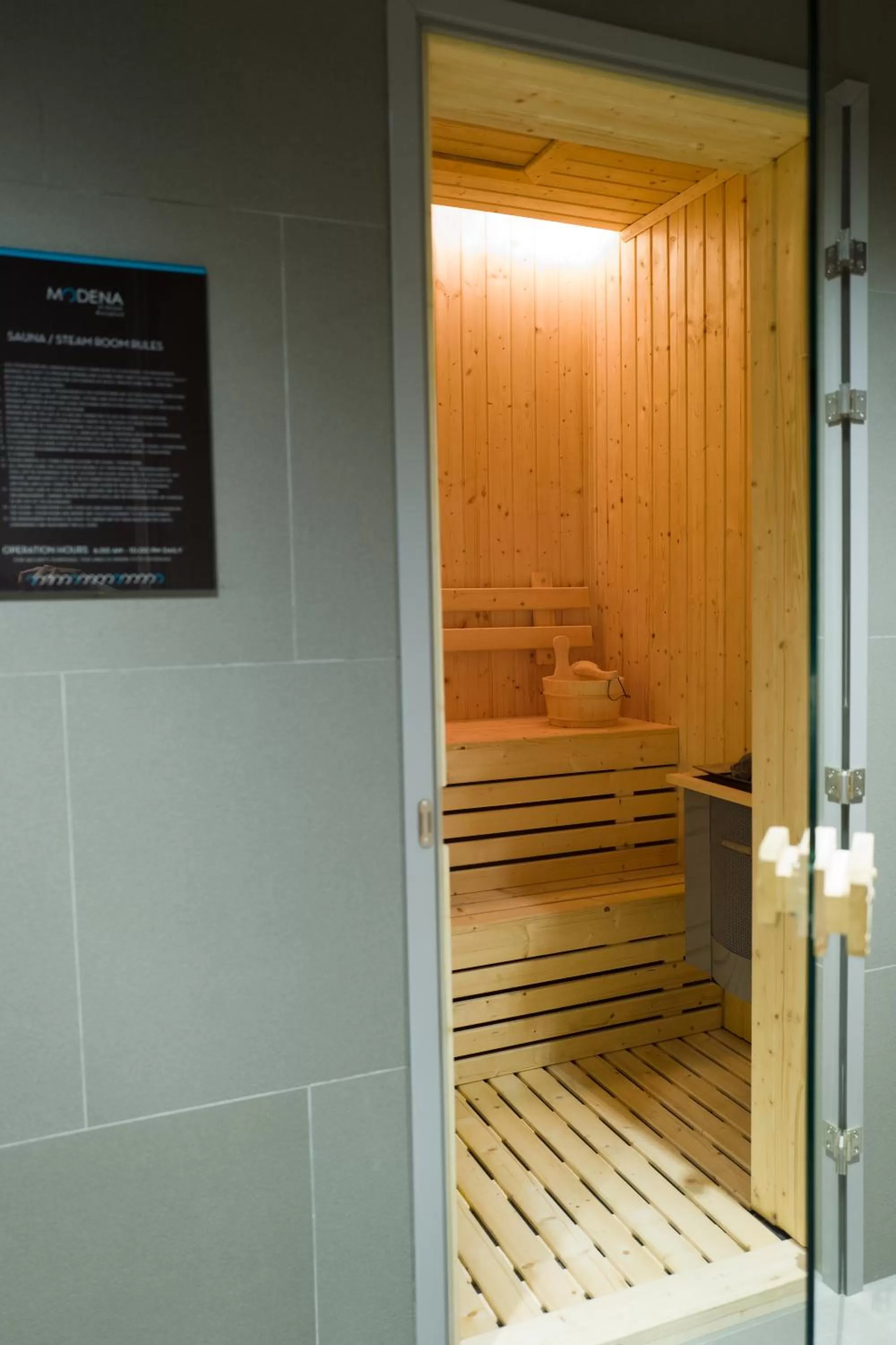 Sauna in Modena by Fraser Bangkok