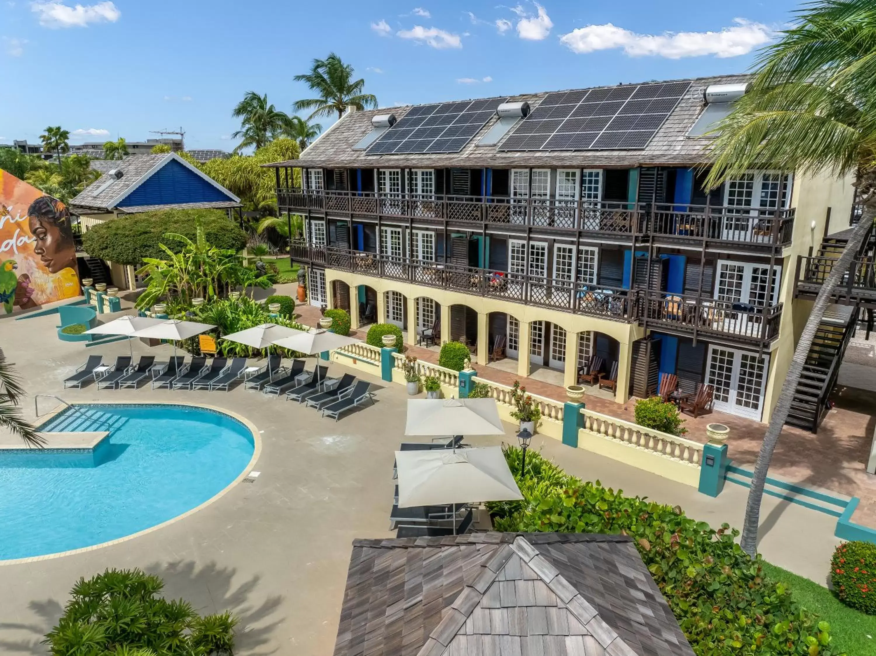 Property building, Pool View in LionsDive Beach Resort