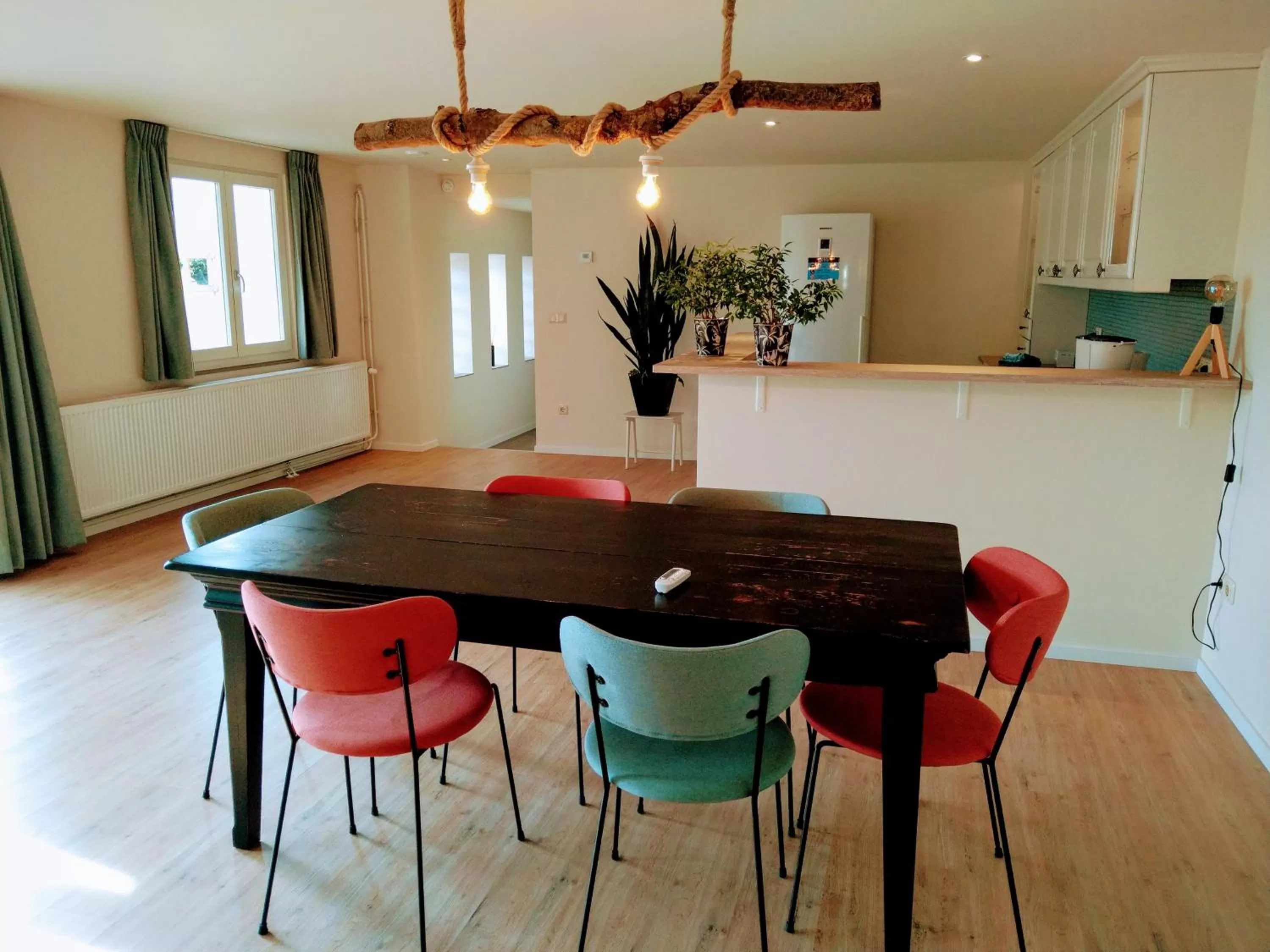 Dining area in B&B Katoo