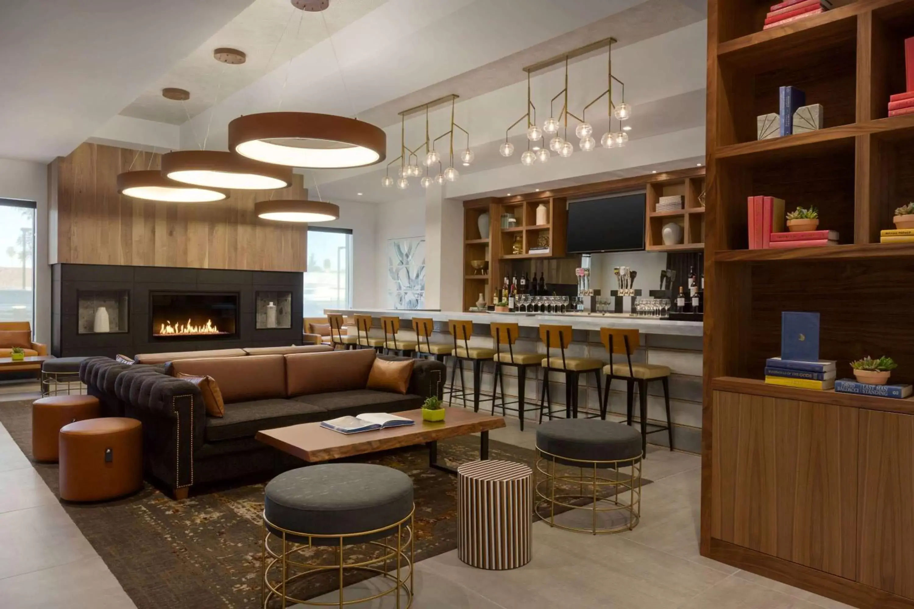 Lounge or bar, Lounge/Bar in La Quinta Inn & Suites by Wyndham Santa Rosa Sonoma