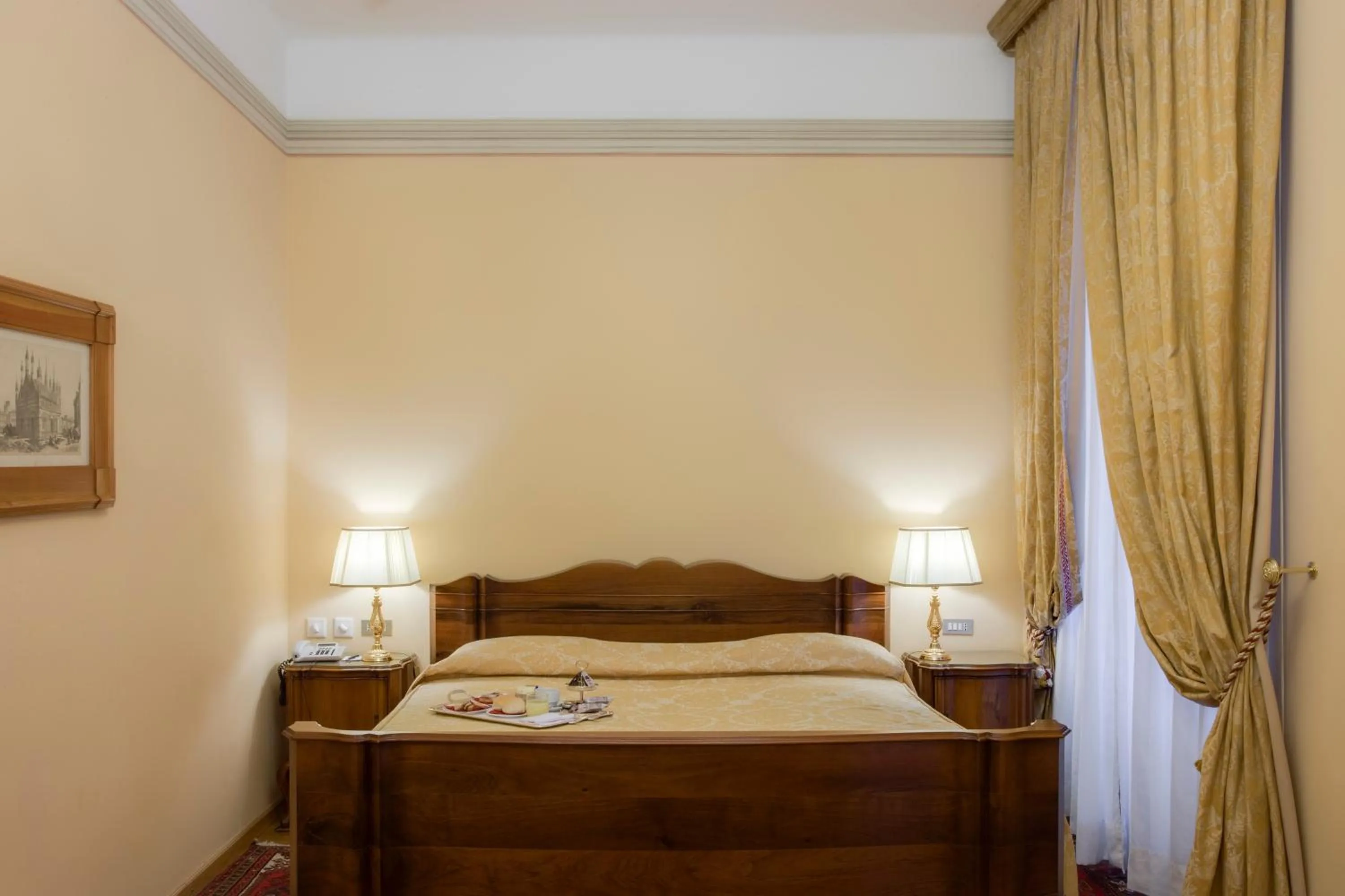 Photo of the whole room, Bed in Villa Fenaroli Palace Hotel