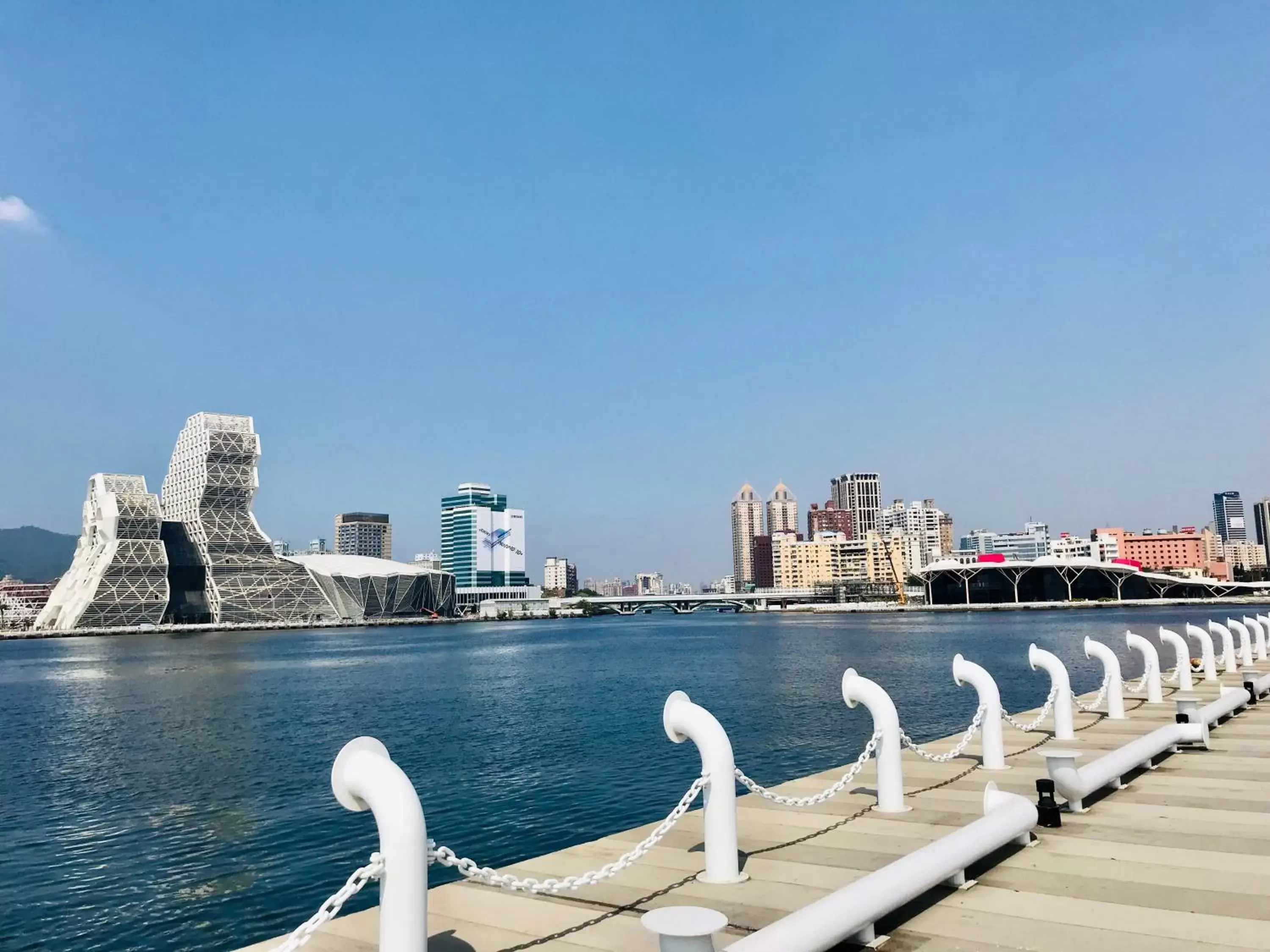 Nearby landmark, Swimming Pool in Hub Hotel Kaohsiung Yawan Branch