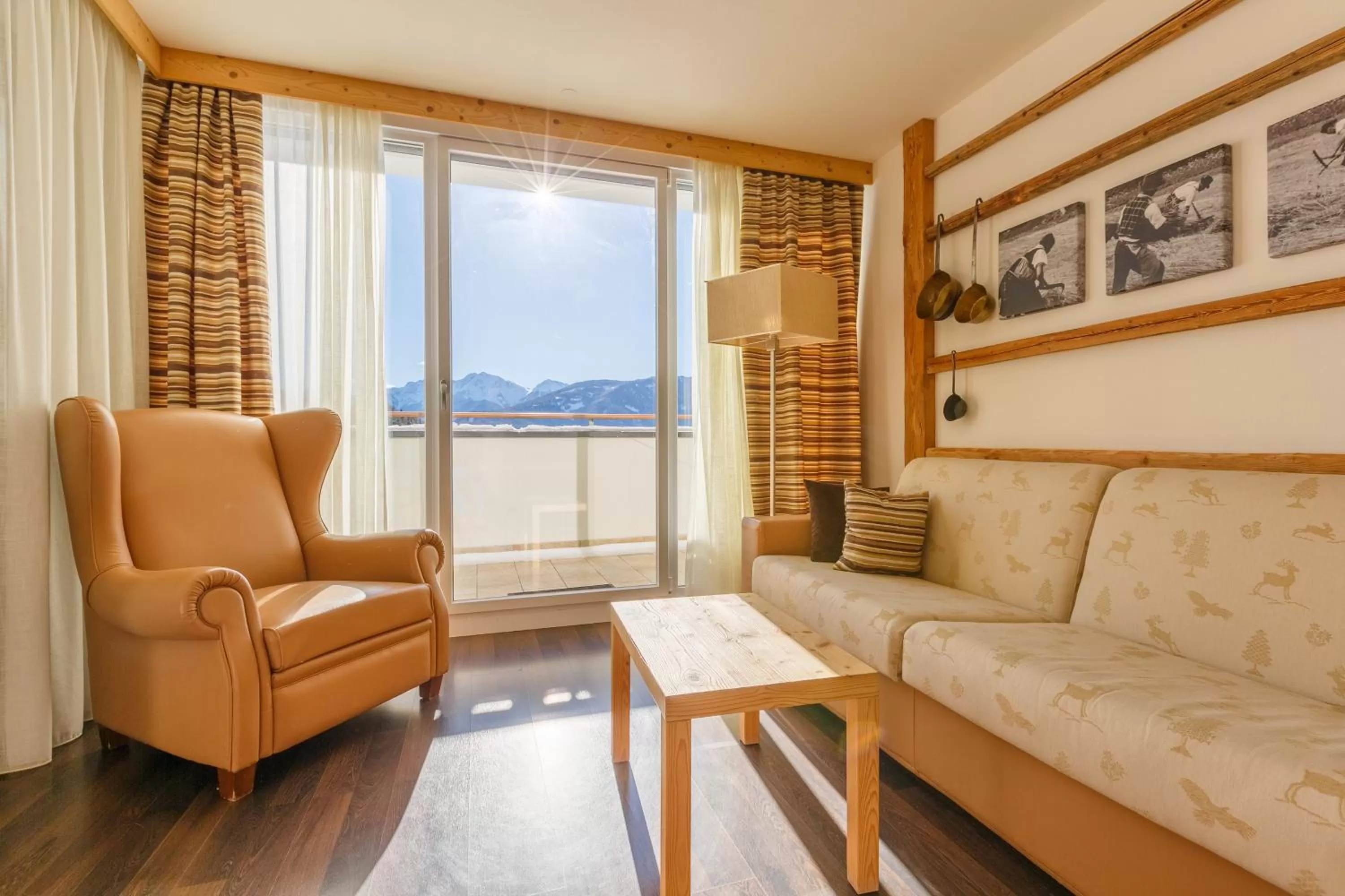 Seating area in Hotel Amaten