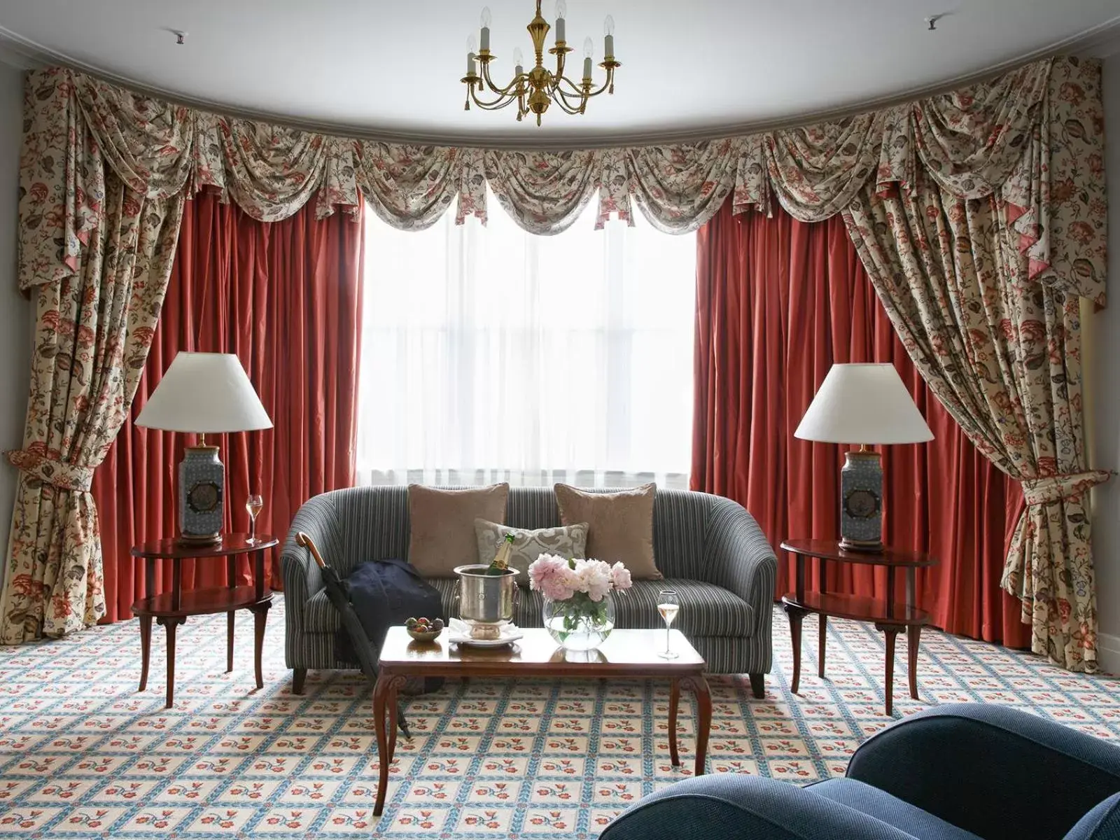 Living room, Seating Area in The Hotel Windsor