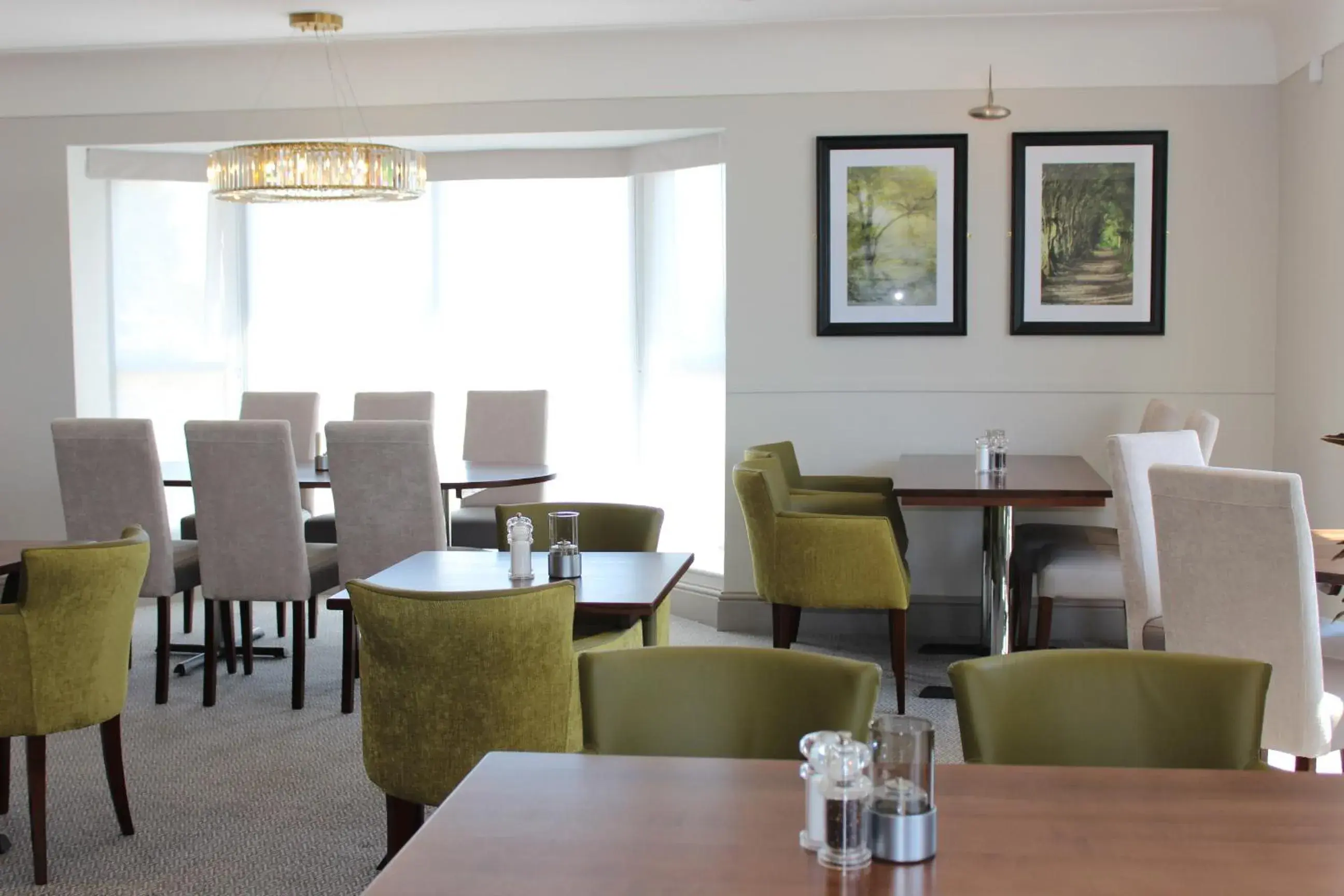 Restaurant/Places to Eat in Rufford Arms Hotel