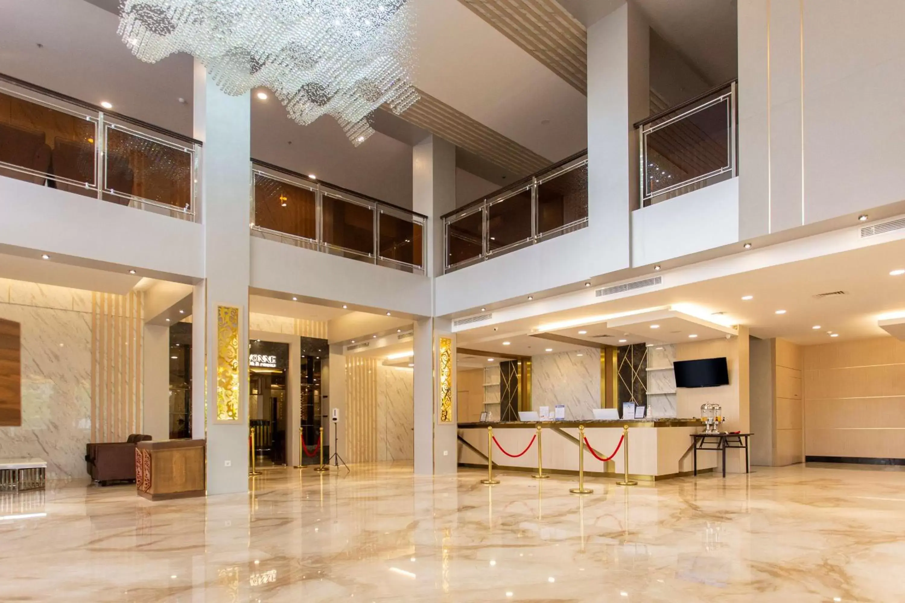 Lobby or reception in Best Western Batang Garing