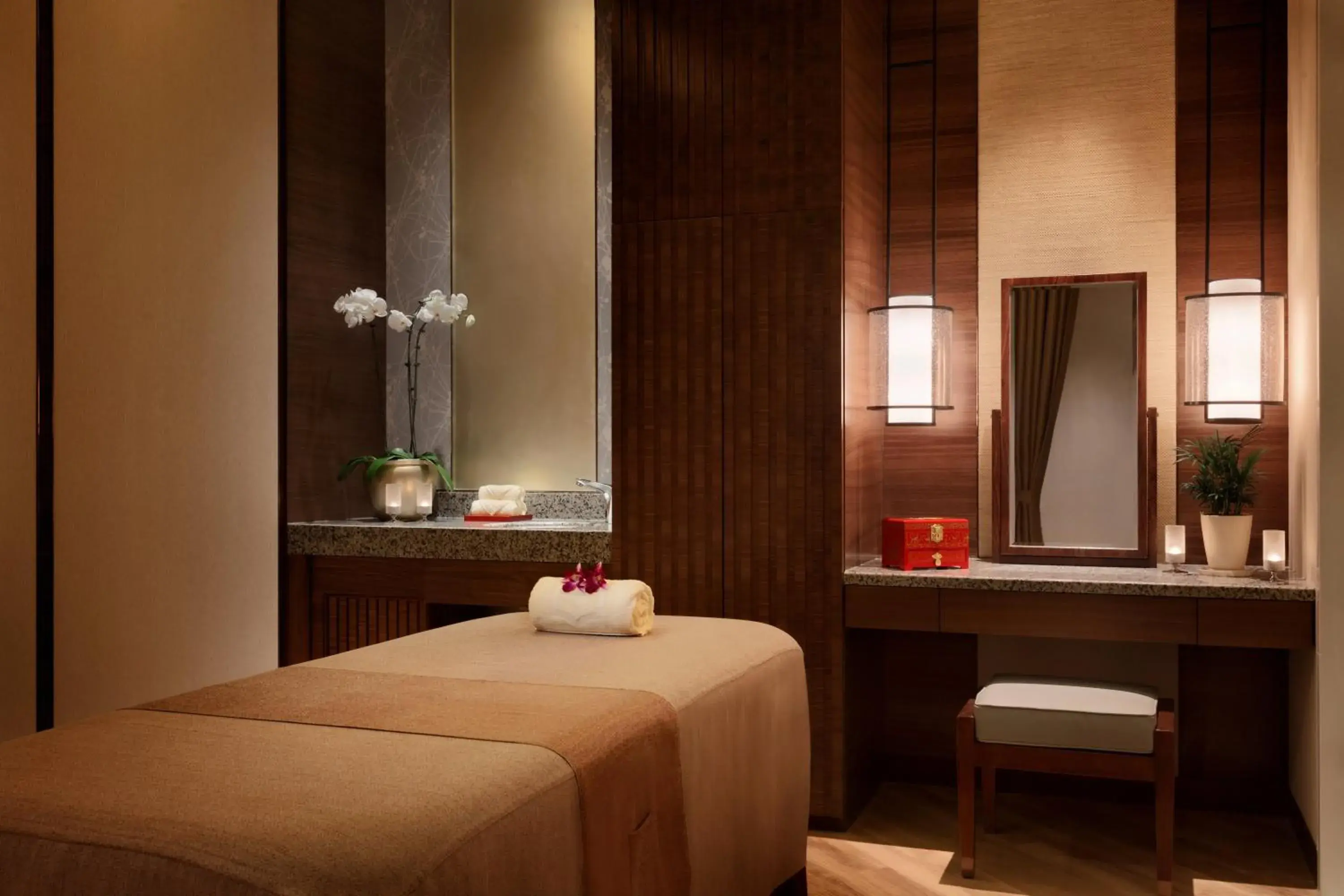 Massage, Bed in Shangri-La Hefei Massage, Bed in Shangri-La Hefei