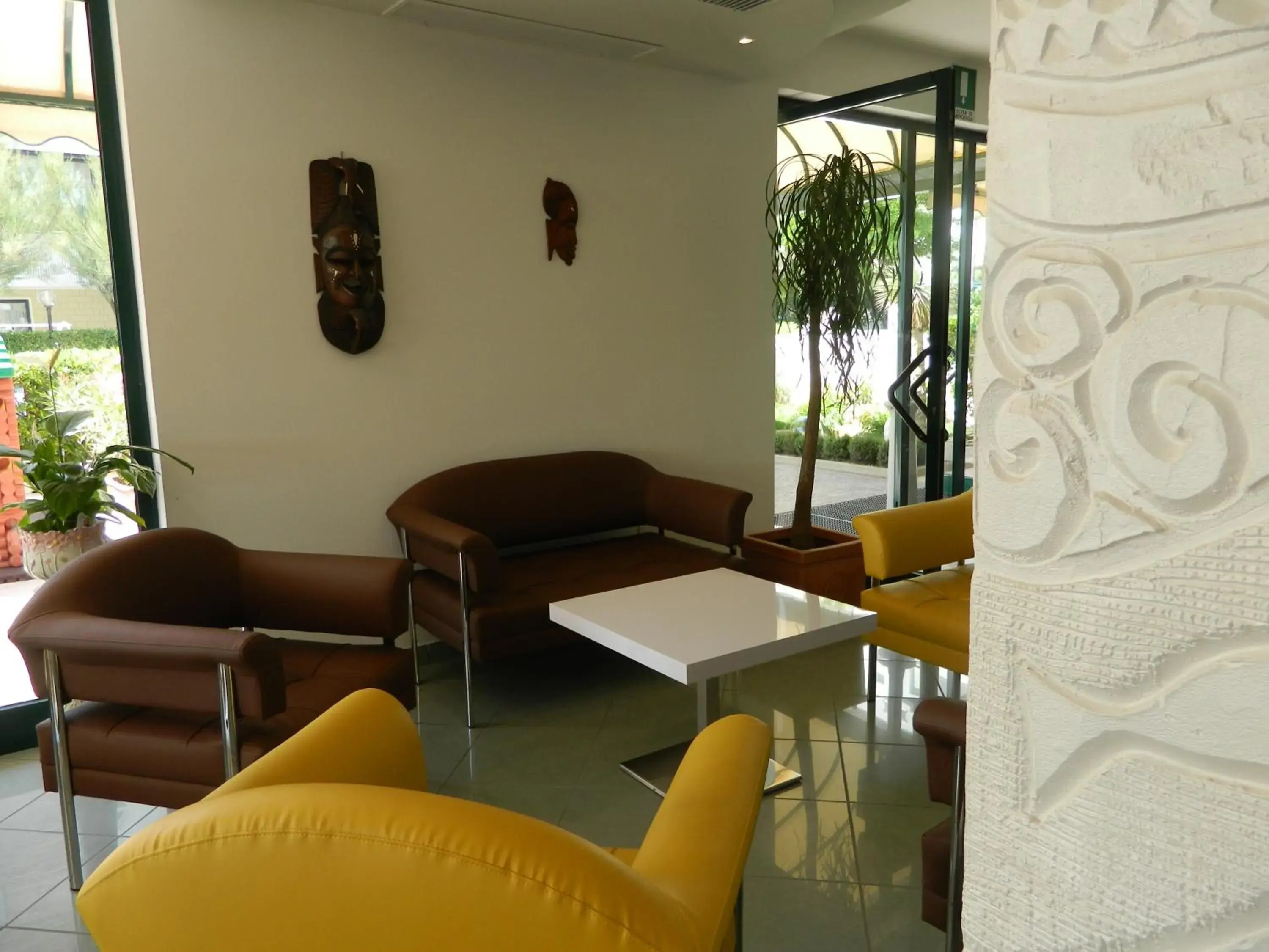 Day, Seating Area in Abahotel