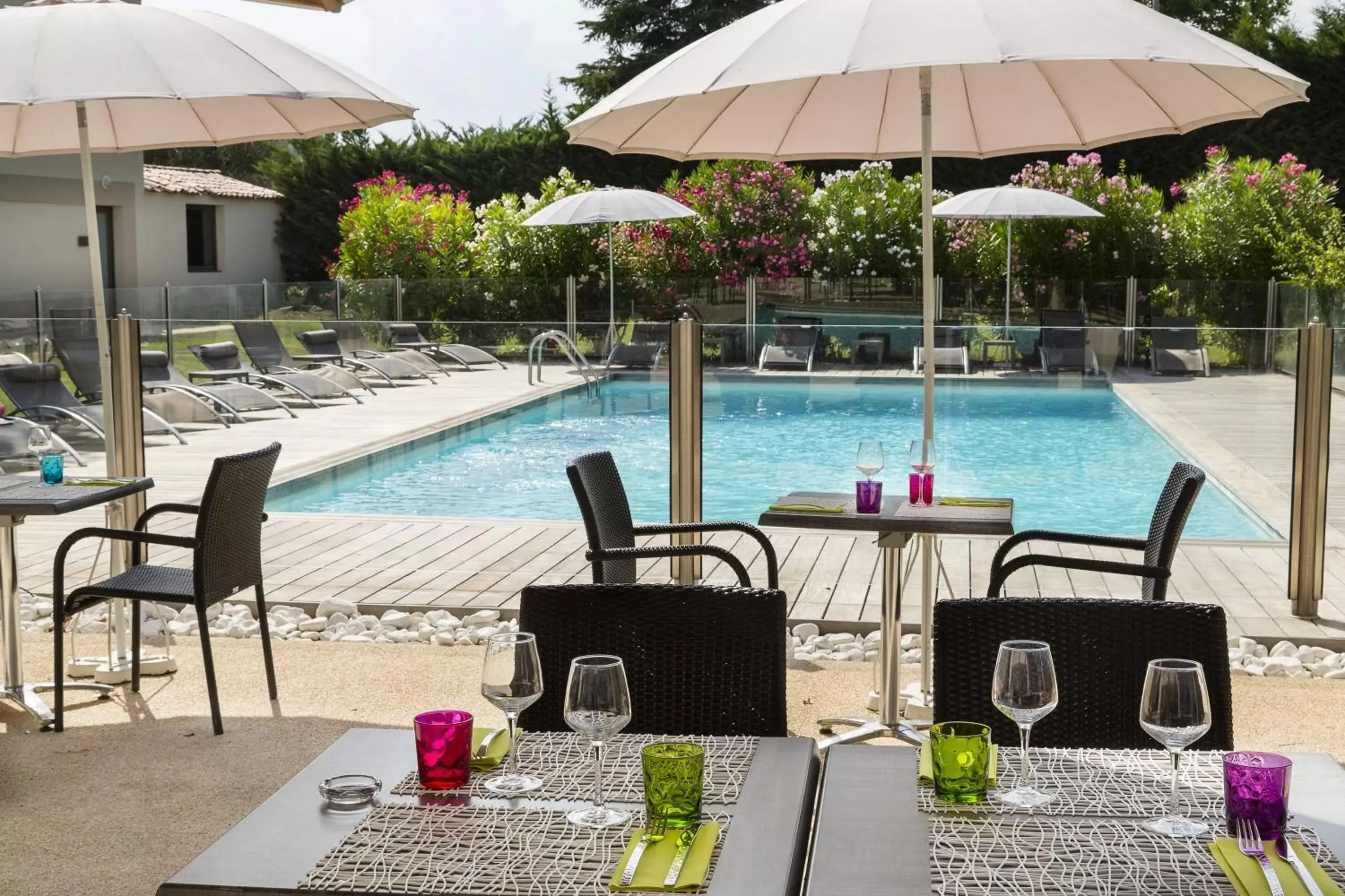 Patio, Restaurant/Places to Eat in Best Western PLUS Elixir Grasse