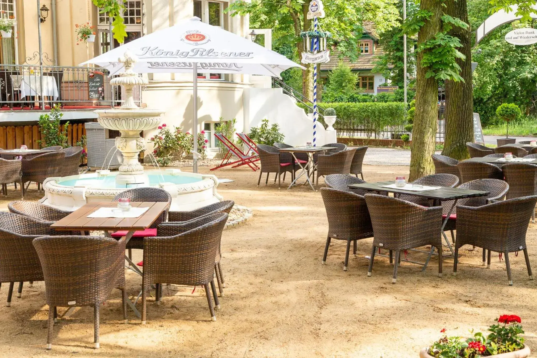 Garden, Restaurant/Places to Eat in Hotel Kronprinz