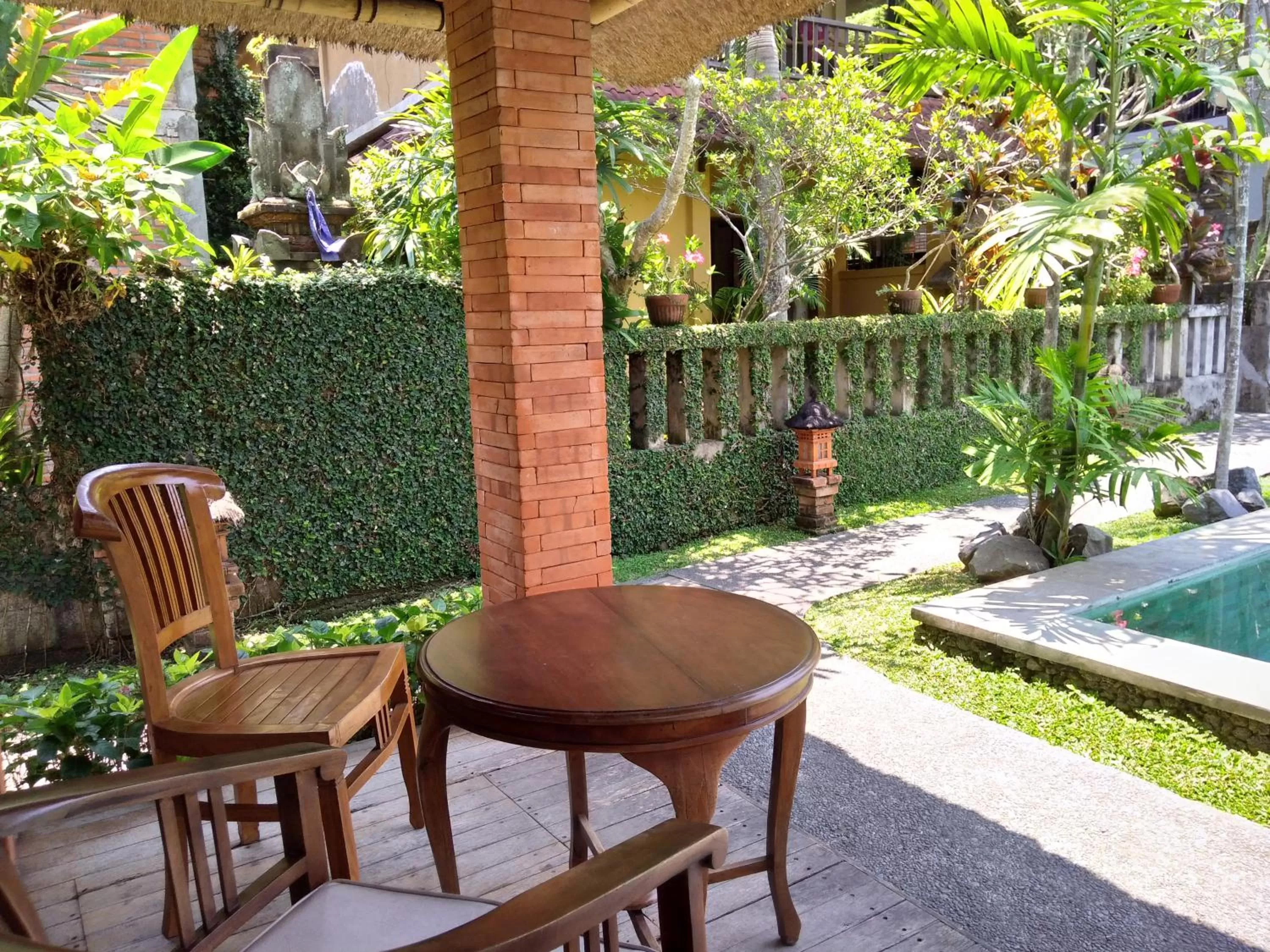Ubud Lestari Bungalows