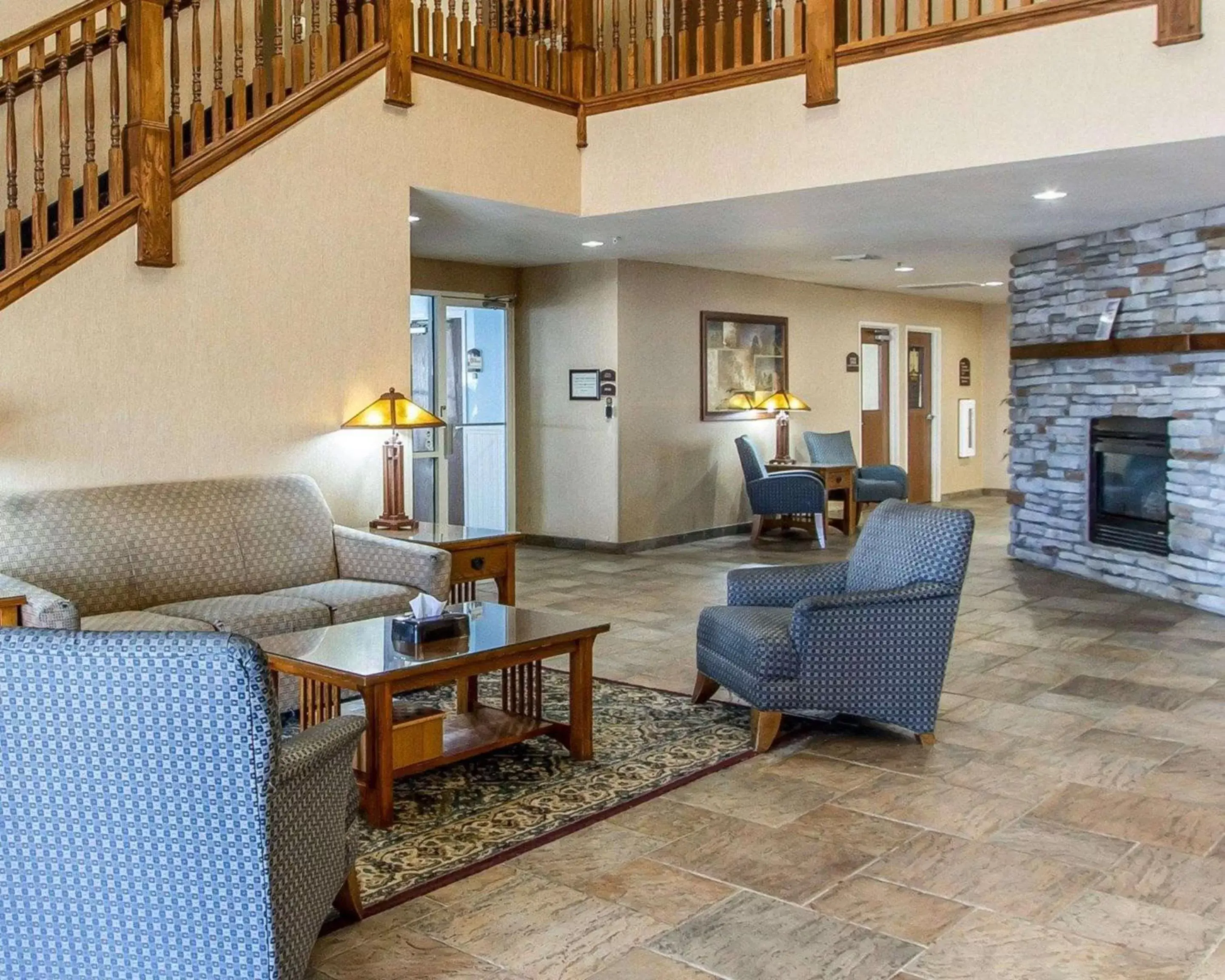 Lobby or reception in Quality Inn & Suites Fort Madison near Hwy 61