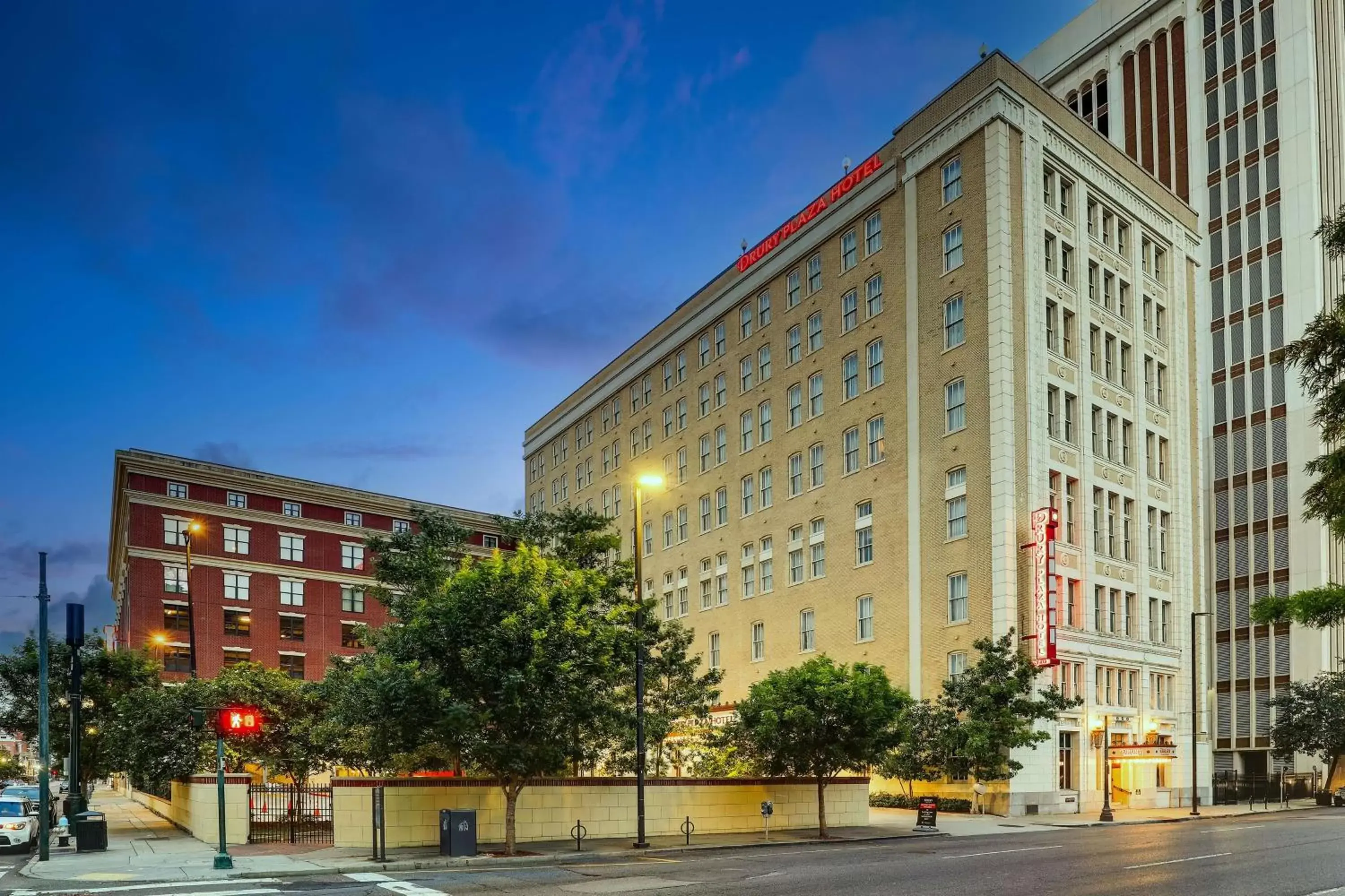 Property Building in Drury Plaza Hotel New Orleans