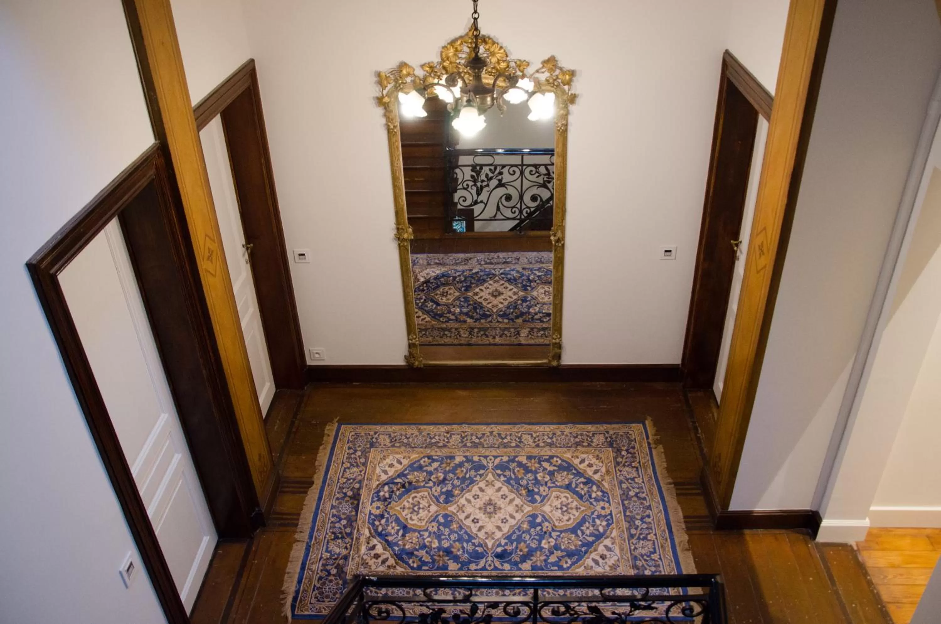 Property building in Albert Molière