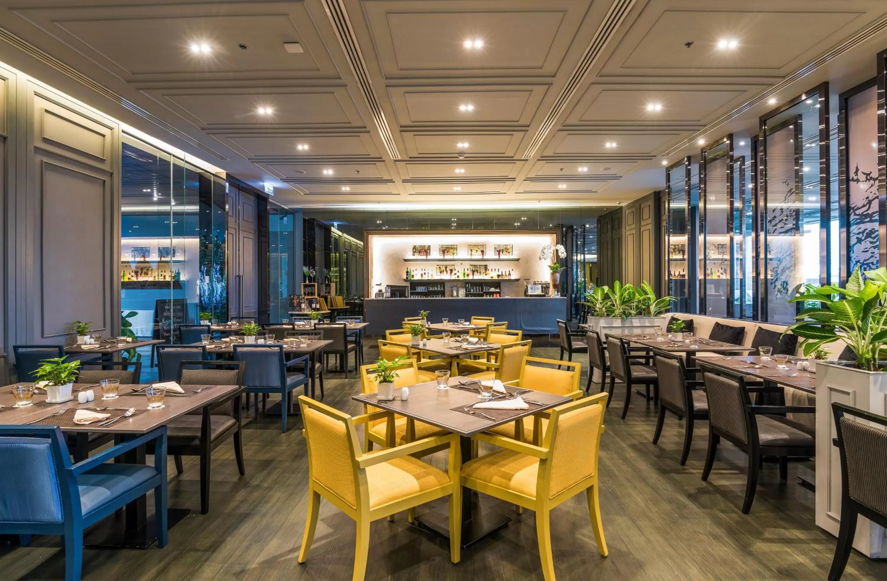 Restaurant/places to eat in Chatrium Sathon Bangkok