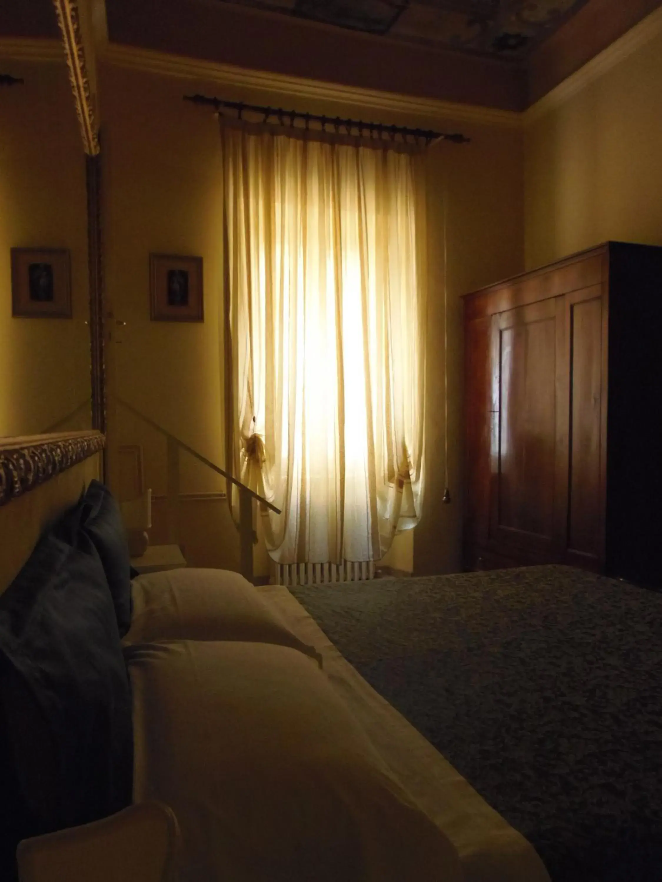 Photo of the whole room, Bed in Hotel Morlacchi