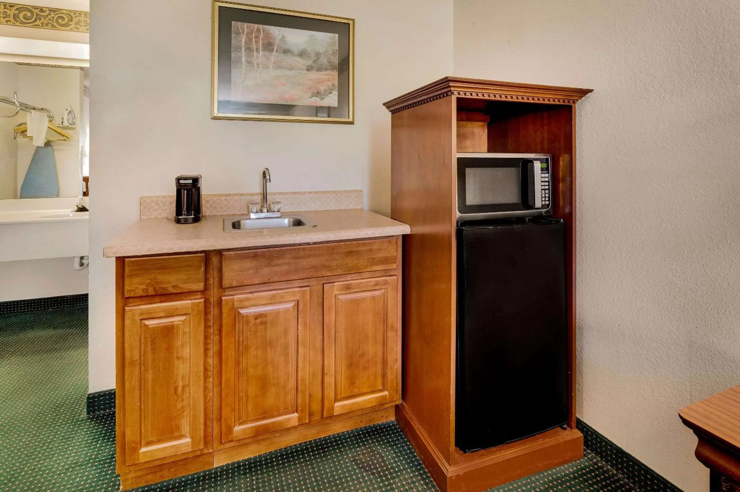 Bedroom in Rodeway Inn Sandersville