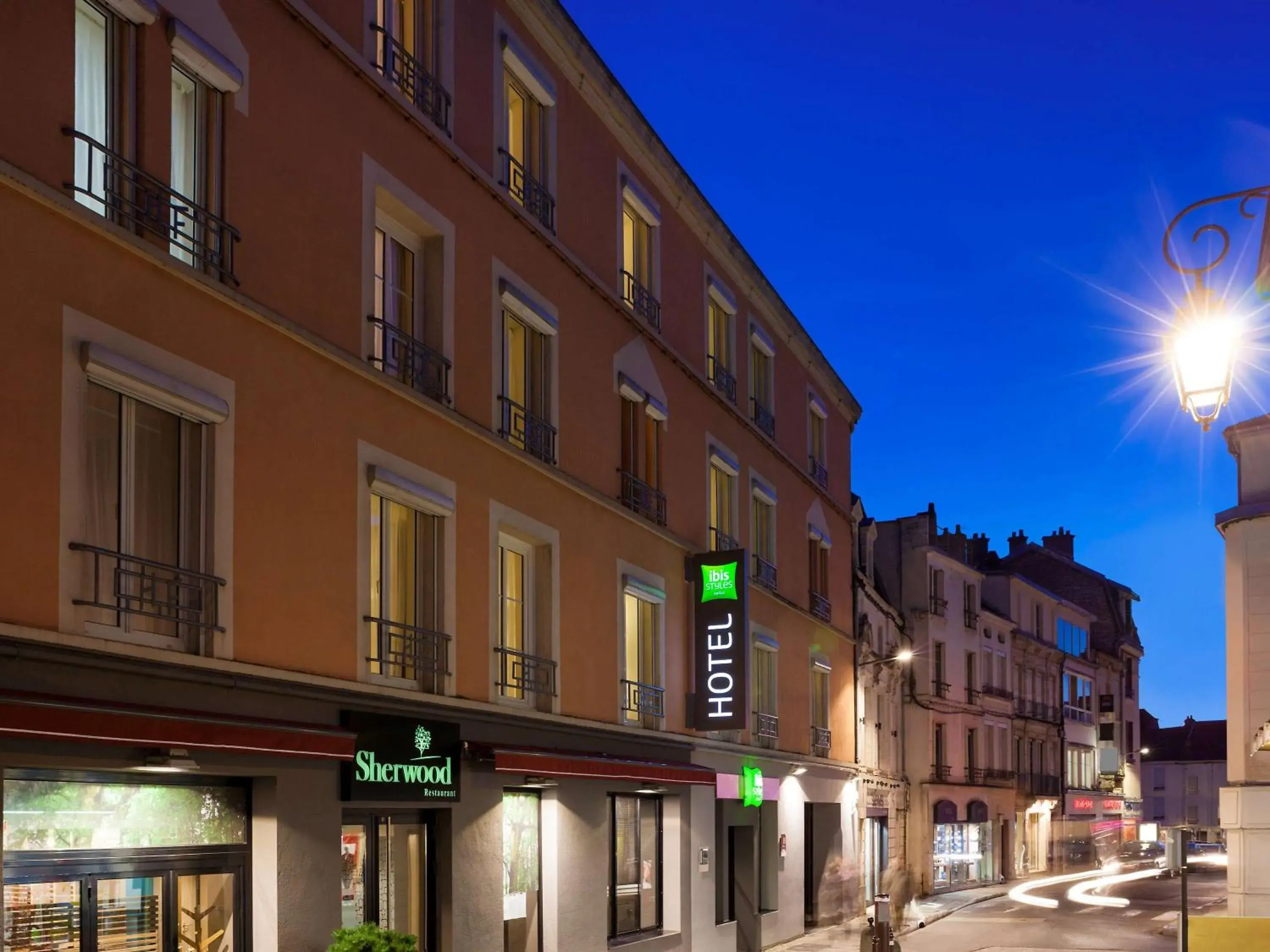 Property building in ibis Styles Chaumont Centre Gare