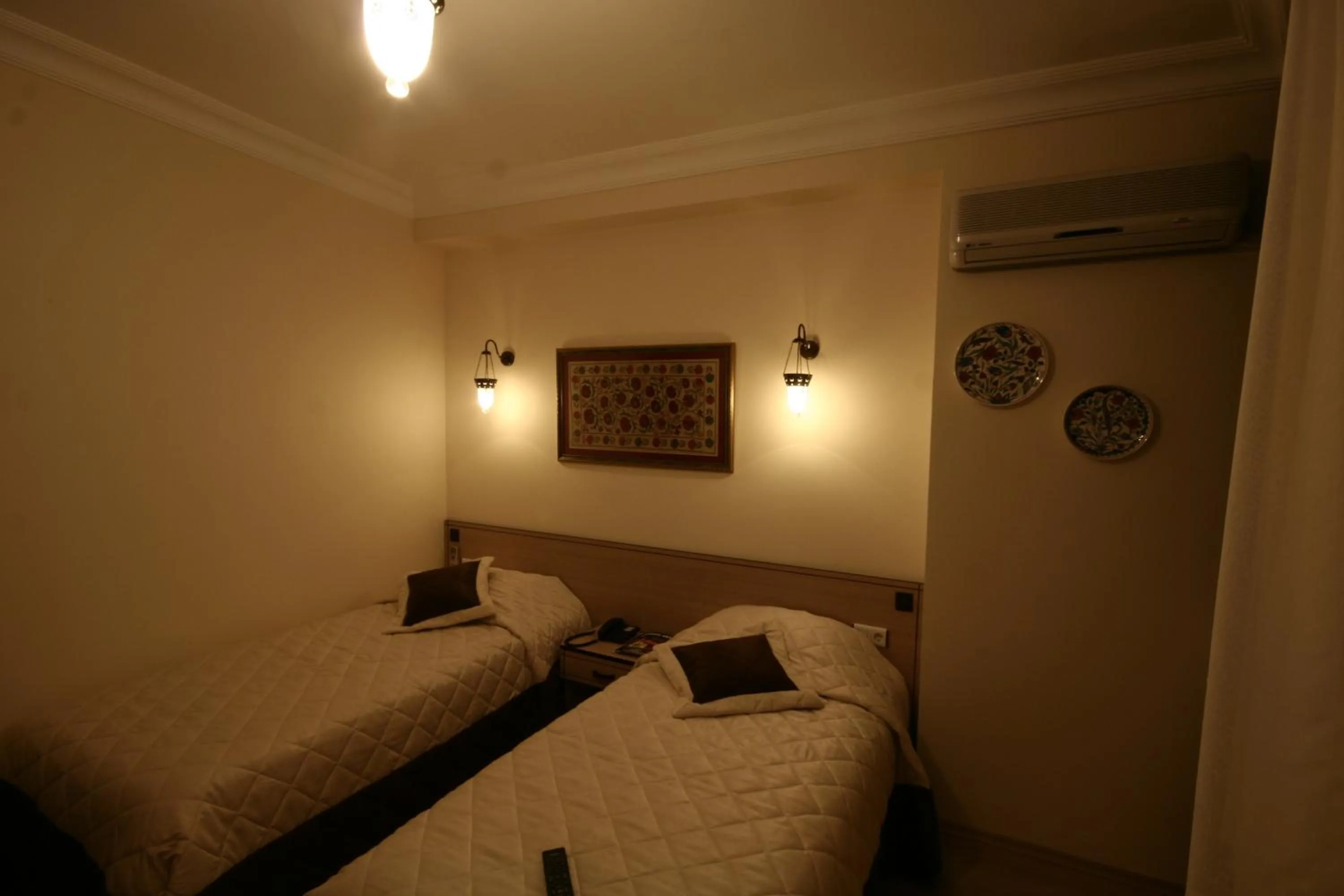 Photo of the whole room, Bed in Art City Hotel Istanbul