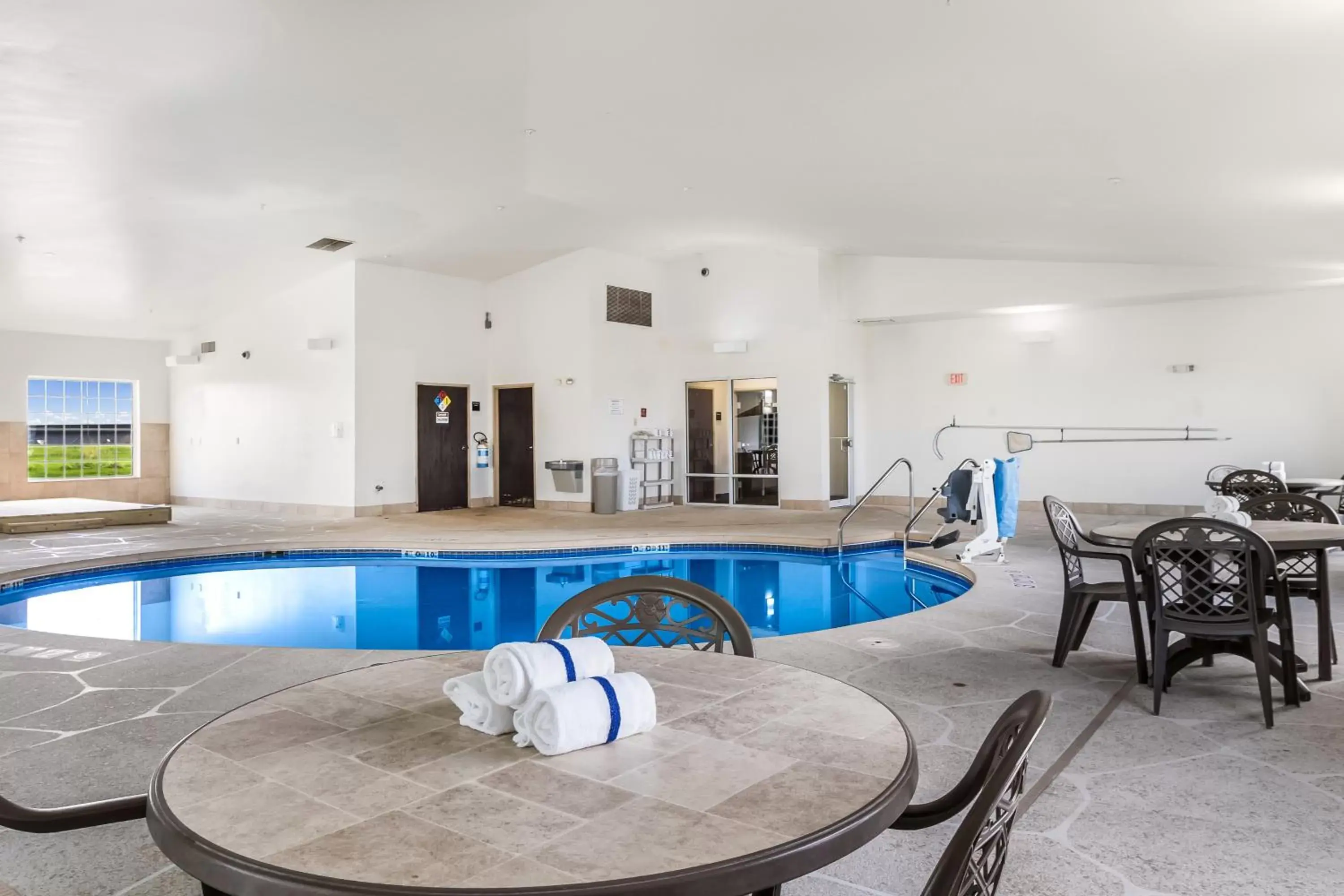 Swimming Pool in Sleep Inn North Liberty/Coralville