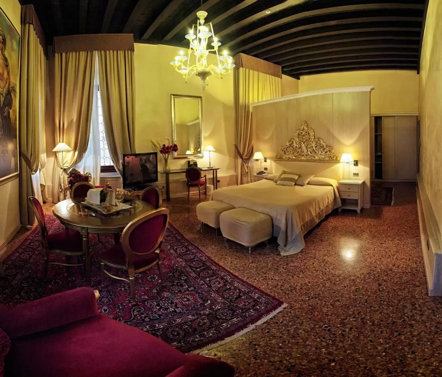 Photo of the whole room in Hotel Liassidi Palace
