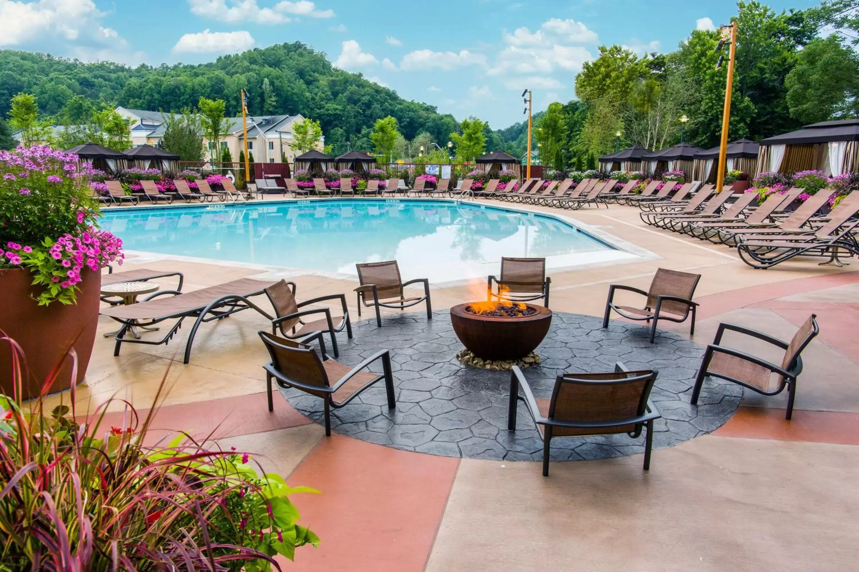 Patio, Swimming Pool in Harrah's Cherokee Casino Resort