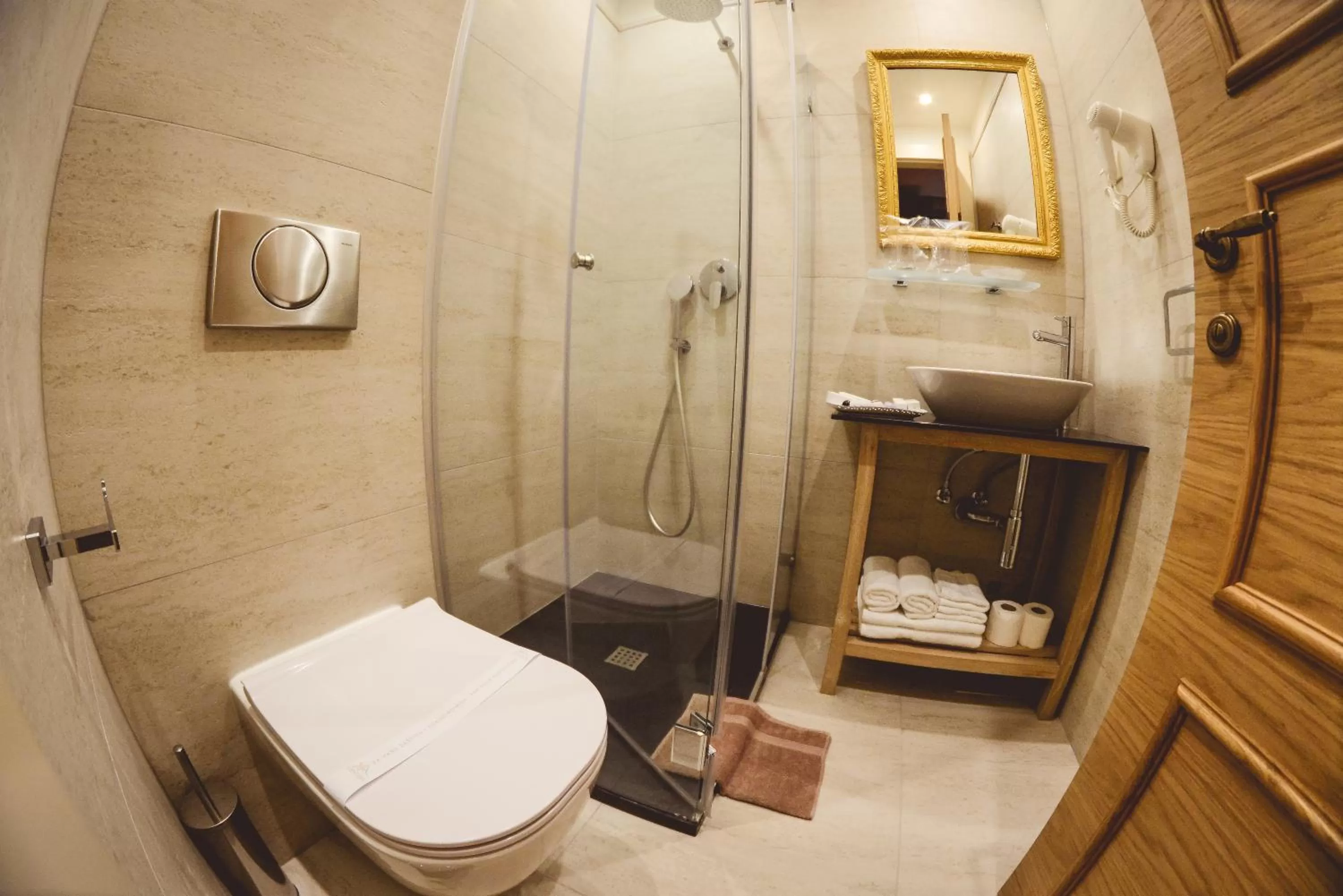 Boutique Macchiato House