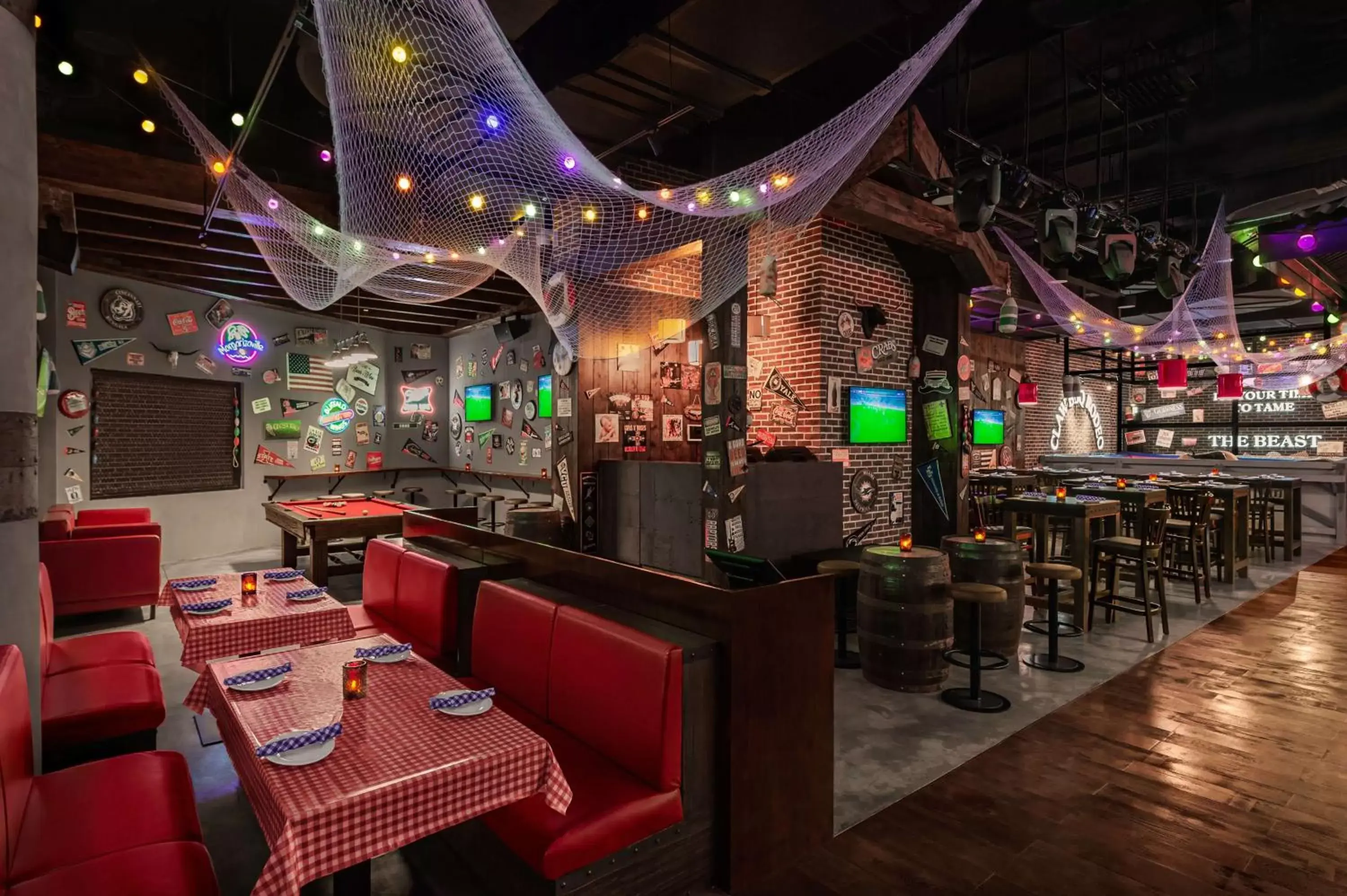 Restaurant/places to eat in Hampton by Hilton Marjan Island Restaurant/places to eat in Hampton by Hilton Marjan Island